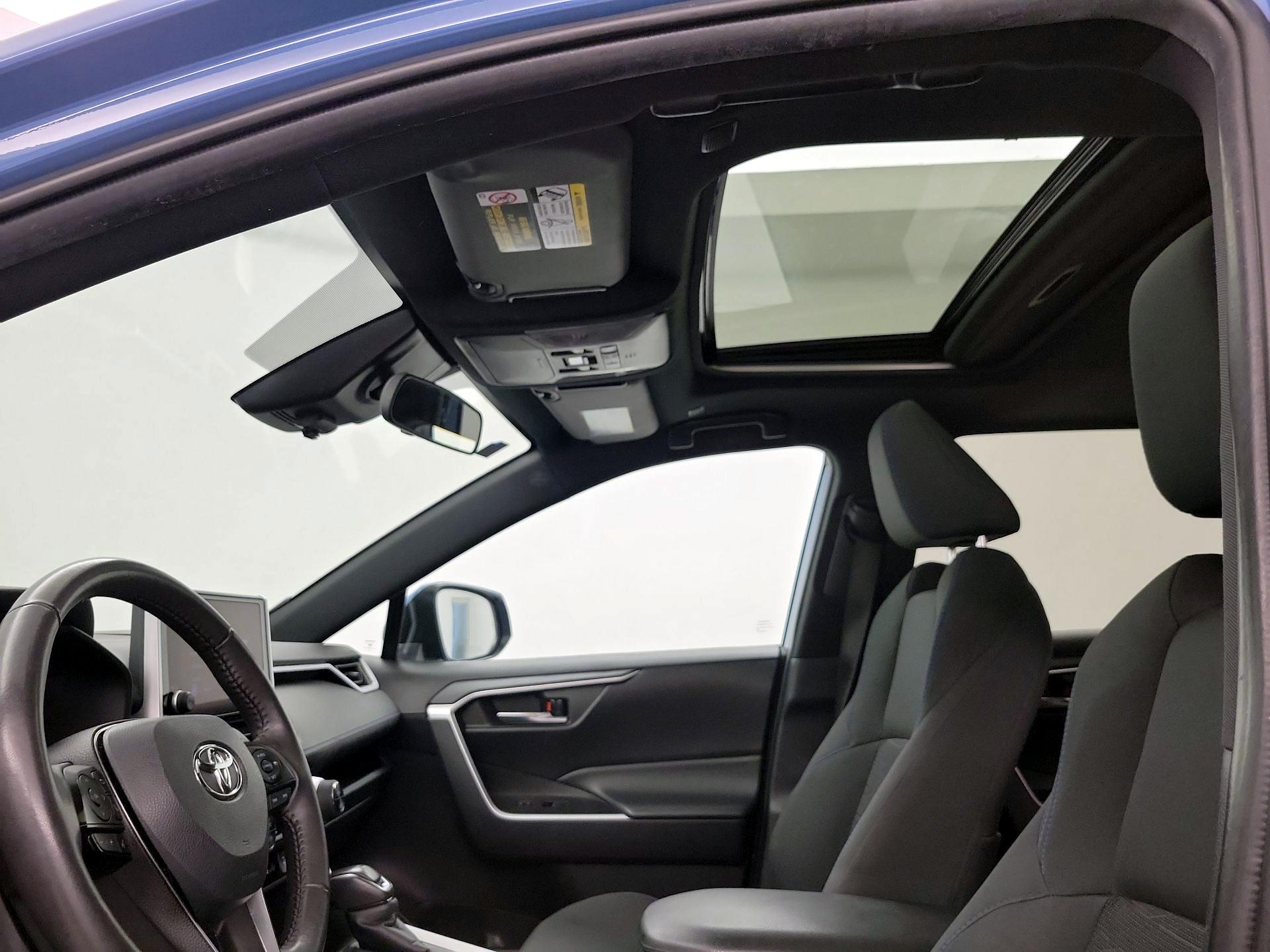 Thumbnail: 2024 Toyota RAV4 - 19