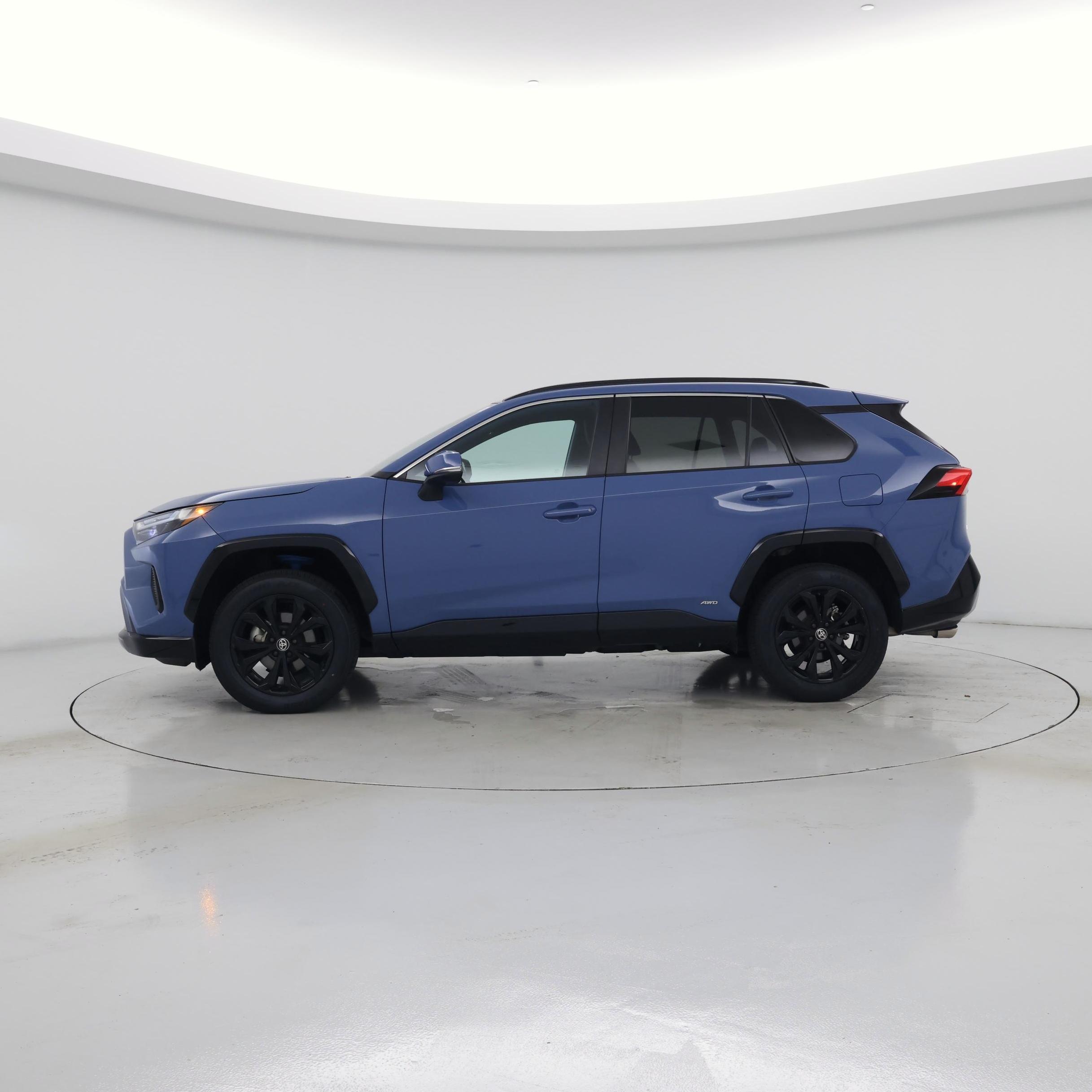 Thumbnail: 2024 Toyota RAV4 - 3