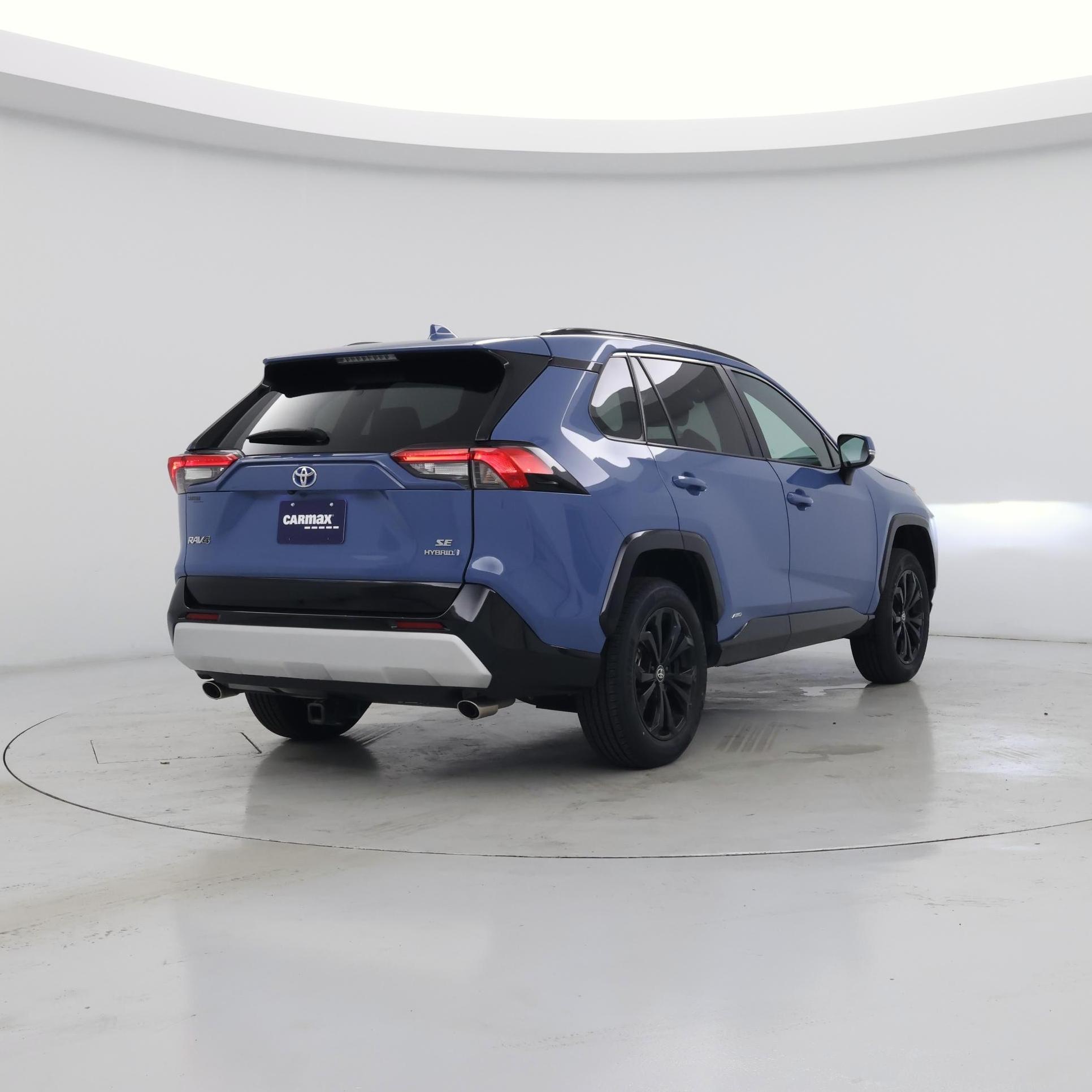 Thumbnail: 2024 Toyota RAV4 - 8