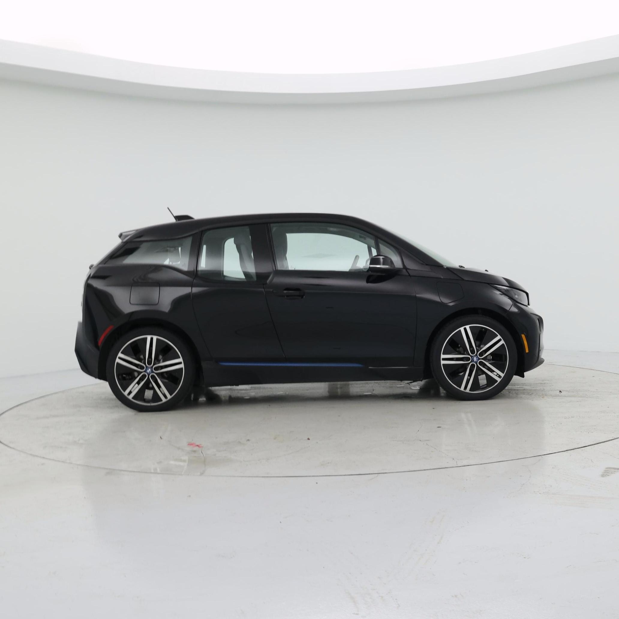 Thumbnail: 2017 BMW i3 - 7