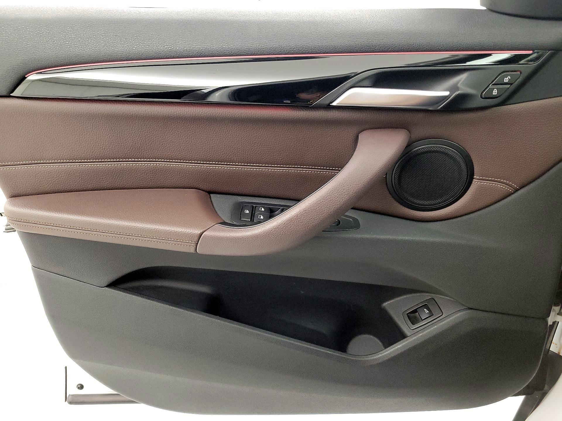 Thumbnail: 2021 BMW X1 - 12