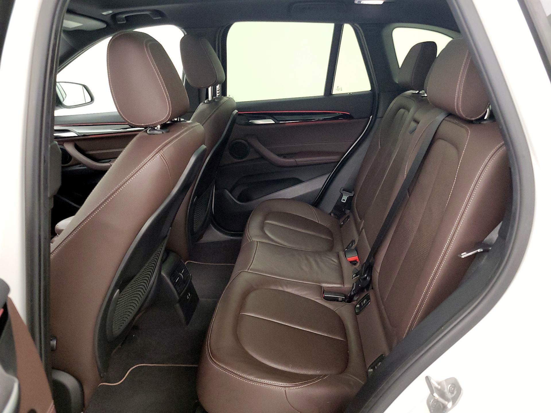 Thumbnail: 2021 BMW X1 - 20