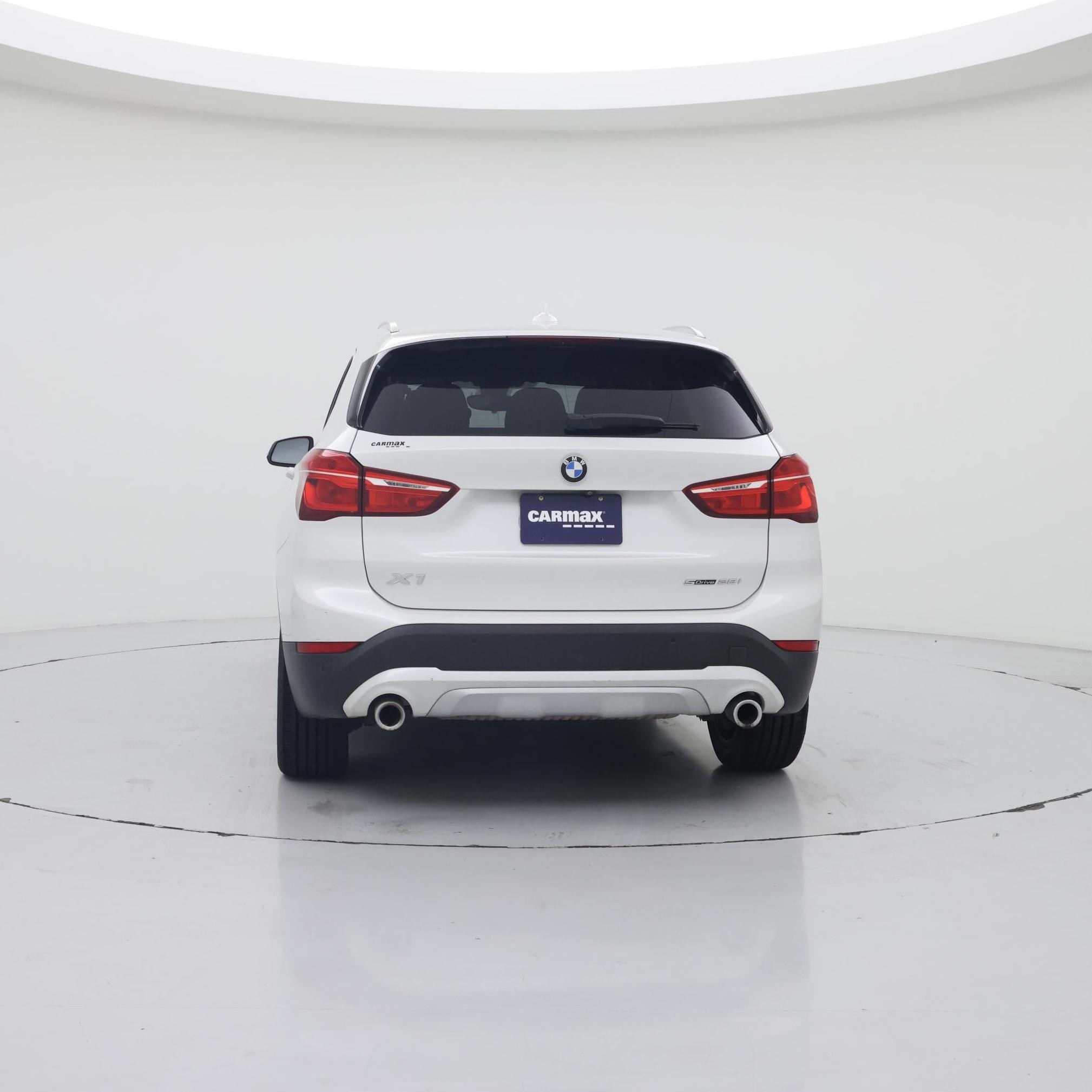 Thumbnail: 2021 BMW X1 - 6