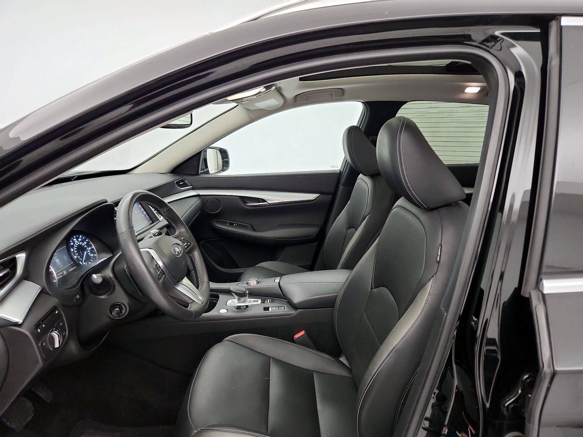 Thumbnail: 2019 INFINITI QX50 - 11