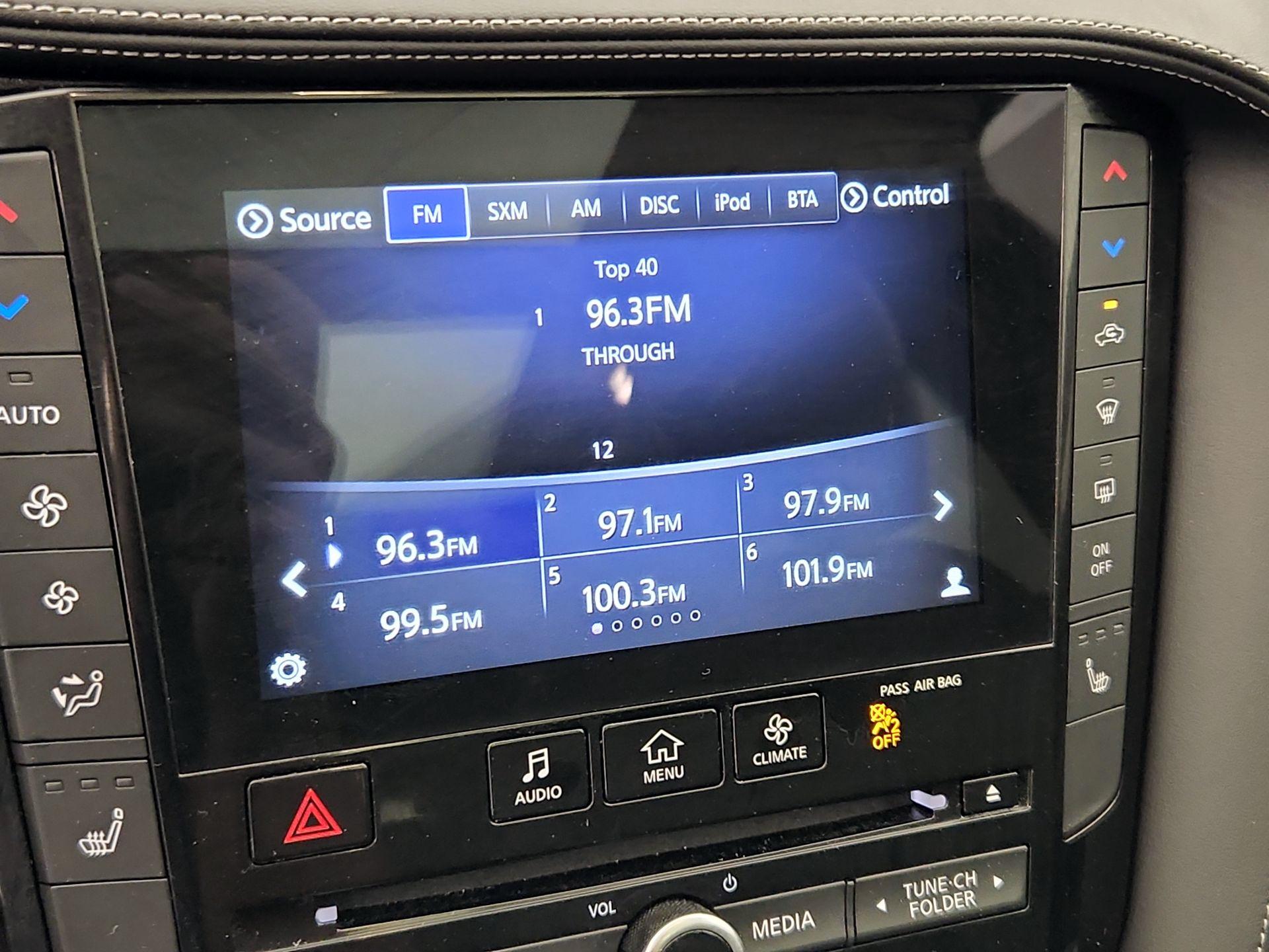 Thumbnail: 2019 INFINITI QX50 - 15