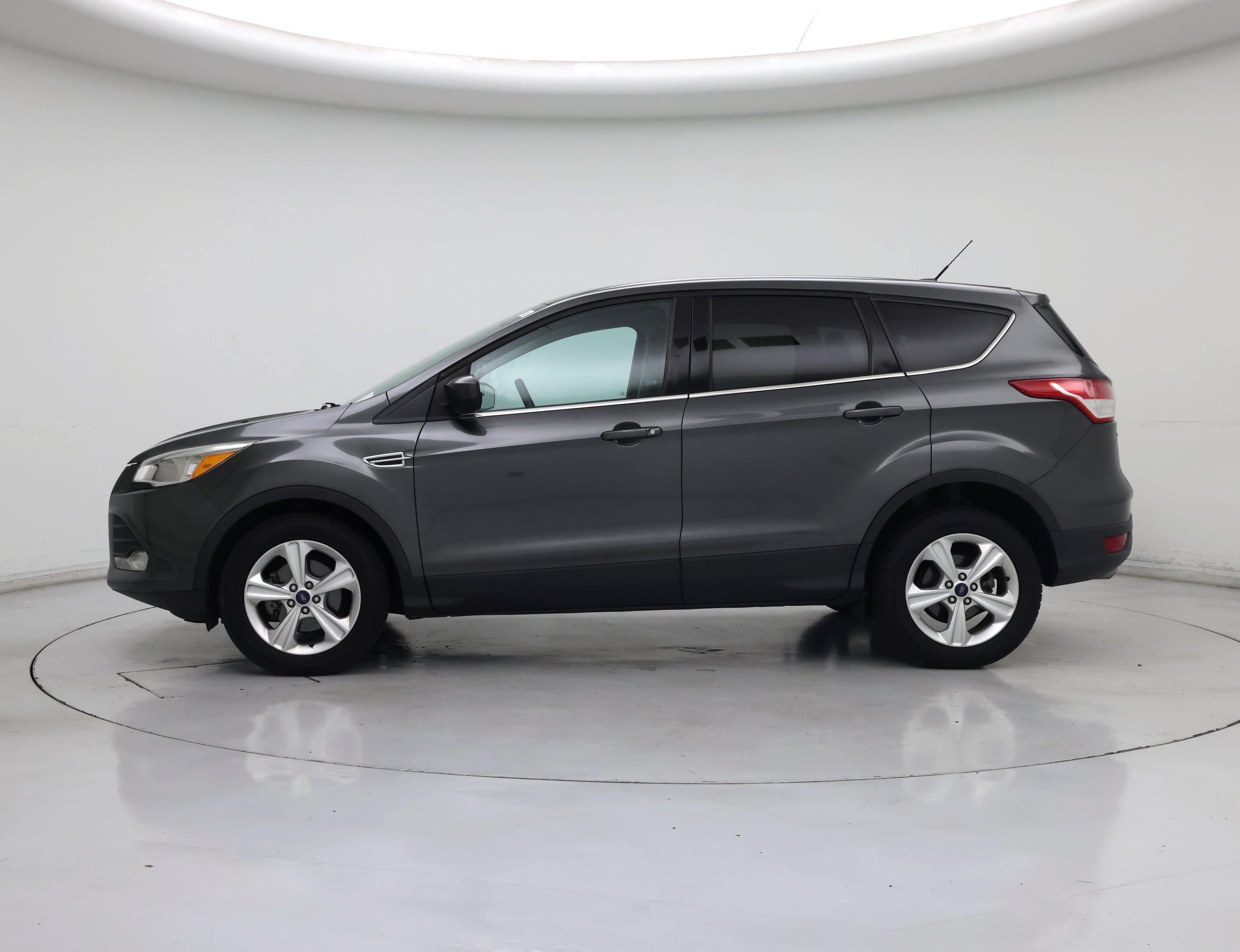 Thumbnail: 2015 Ford Escape - 3