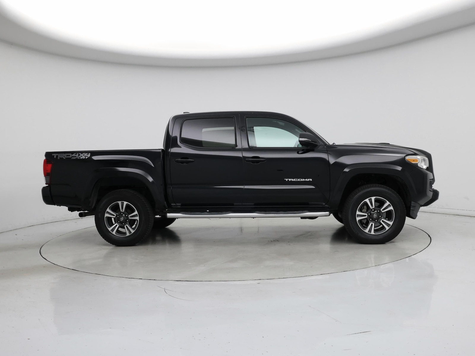 2018 Toyota Tacoma TRD Sport - Photo 8