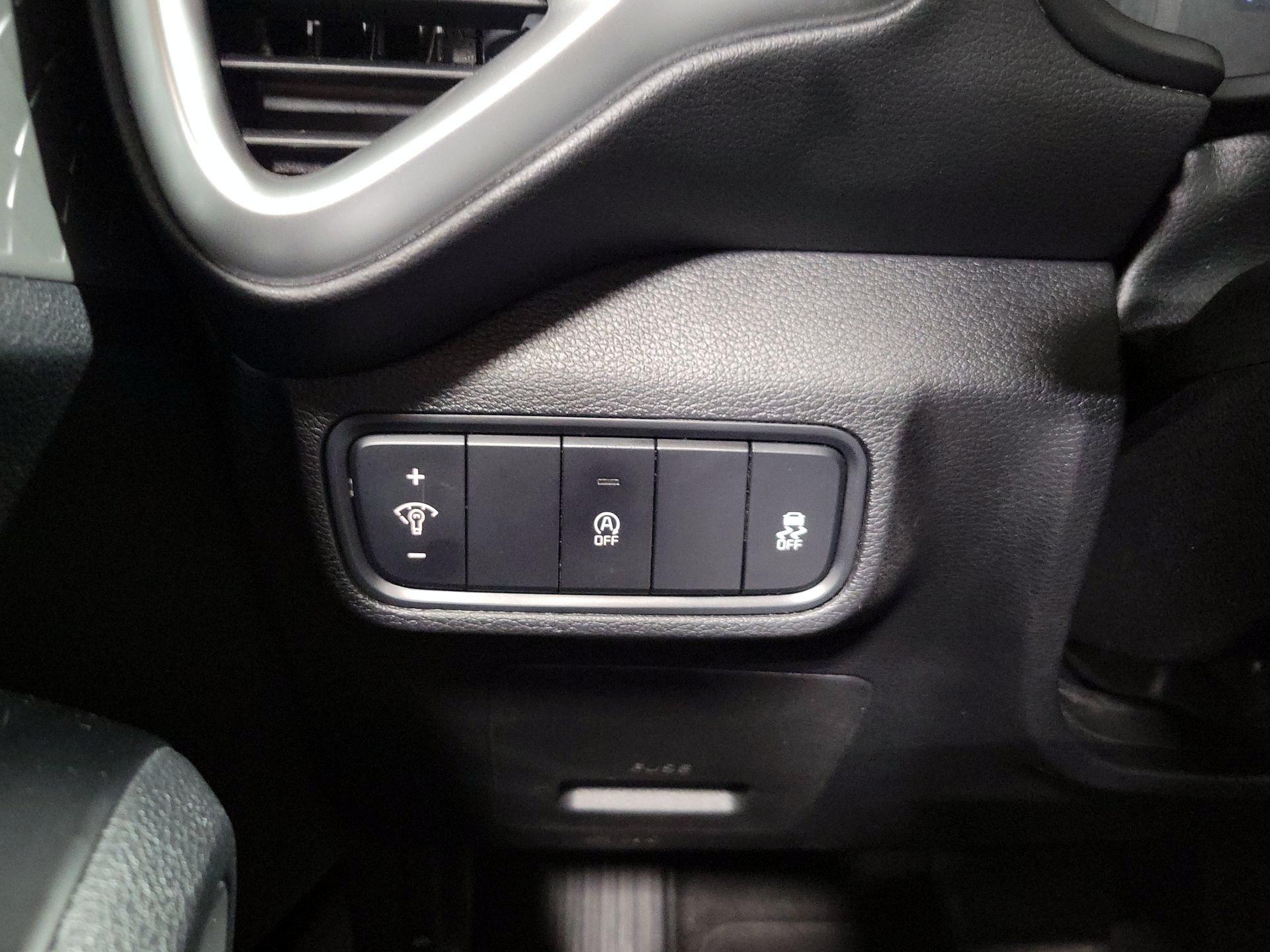 Thumbnail: 2020 Kia Soul - 13
