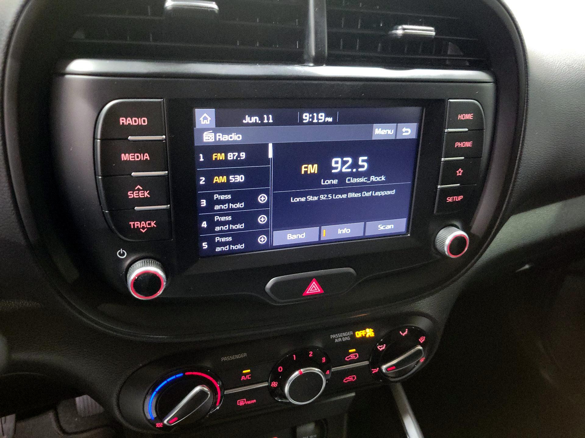 Thumbnail: 2020 Kia Soul - 15