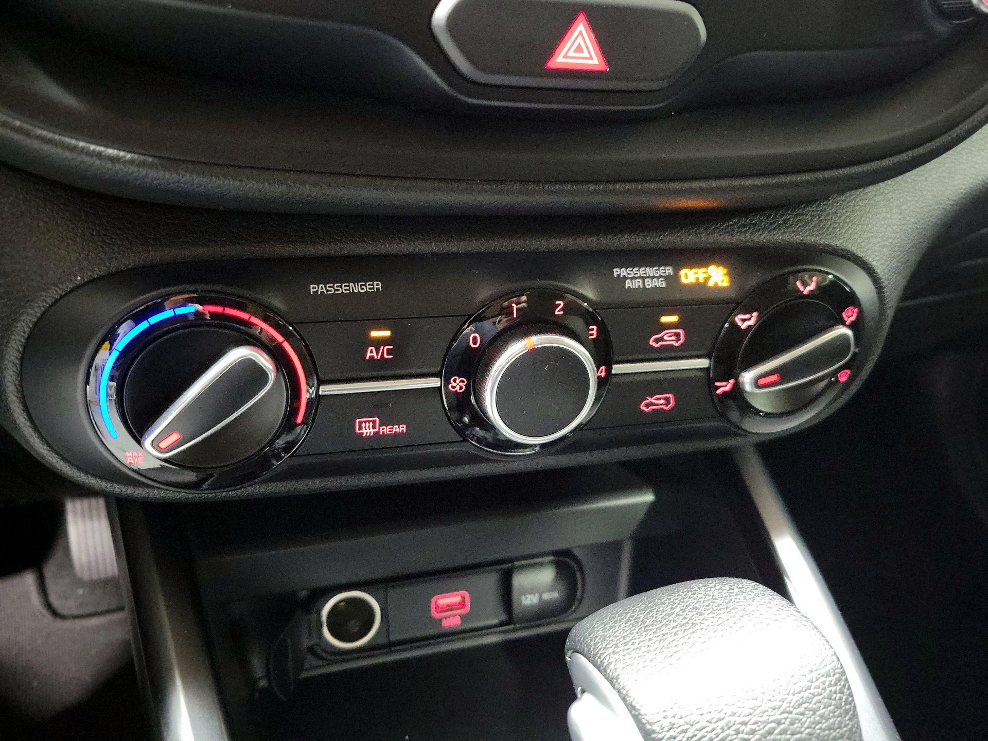 Thumbnail: 2020 Kia Soul - 16