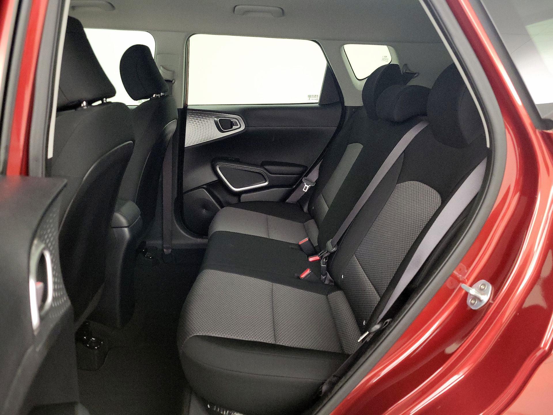 Thumbnail: 2020 Kia Soul - 18
