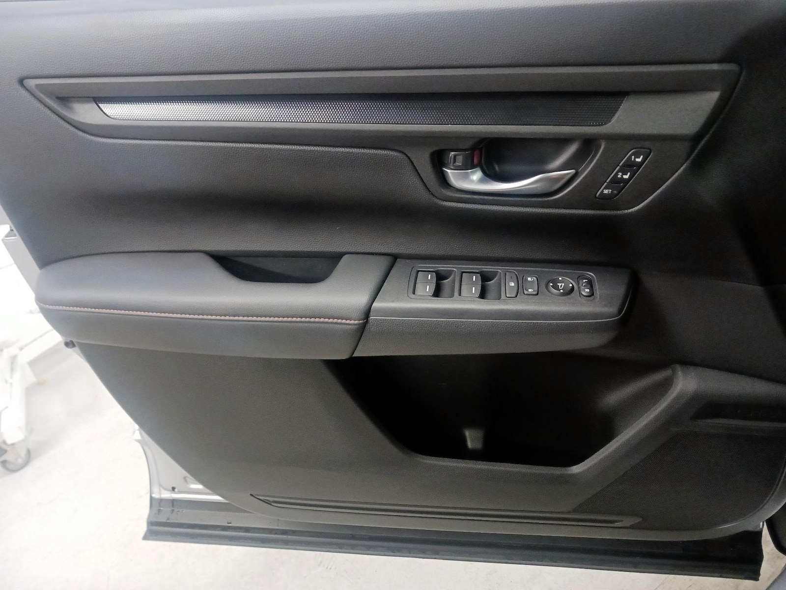2024 Honda CR-V Sport-L - Photo 13