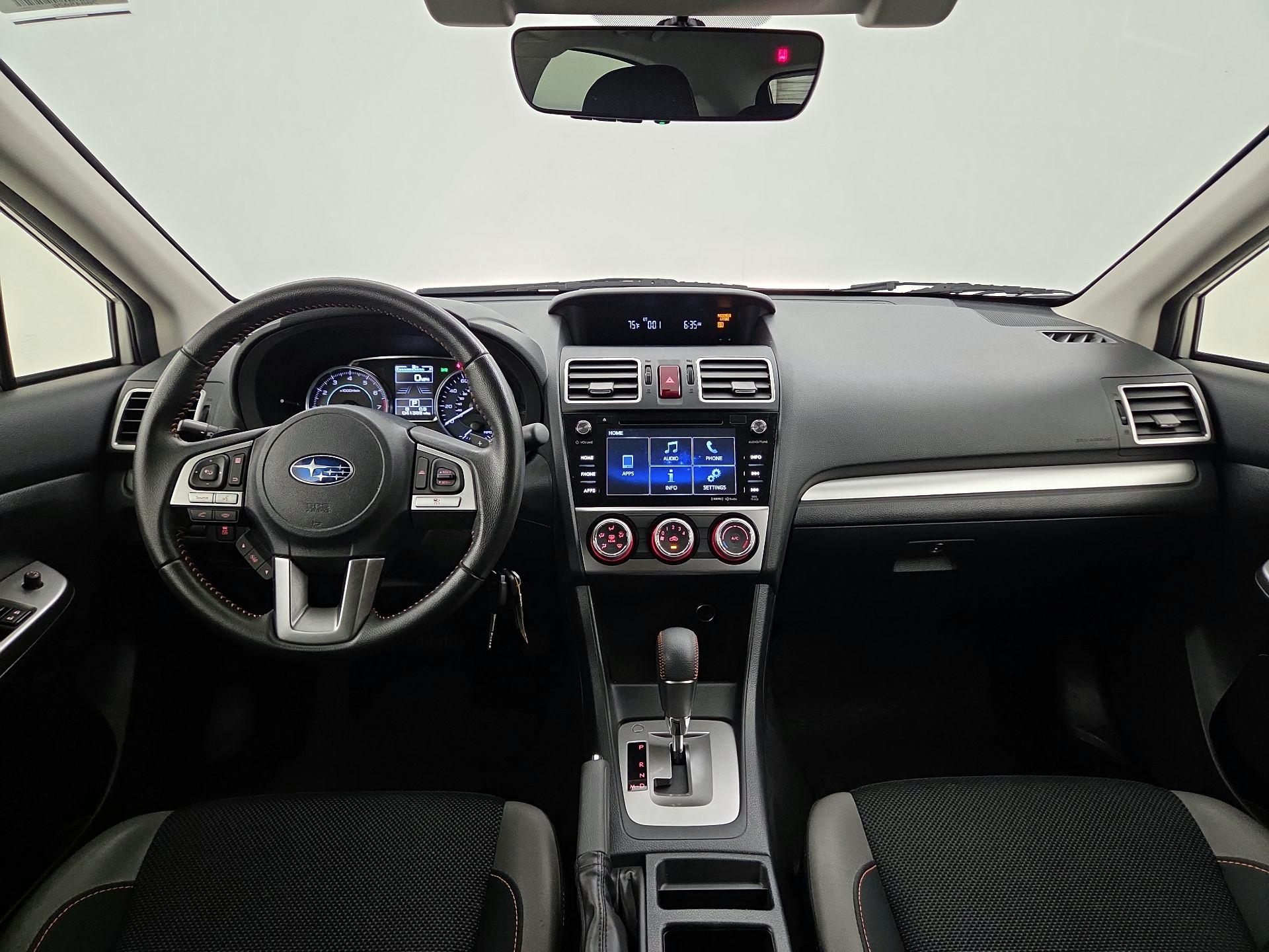 Thumbnail: 2017 Subaru Crosstrek - 9