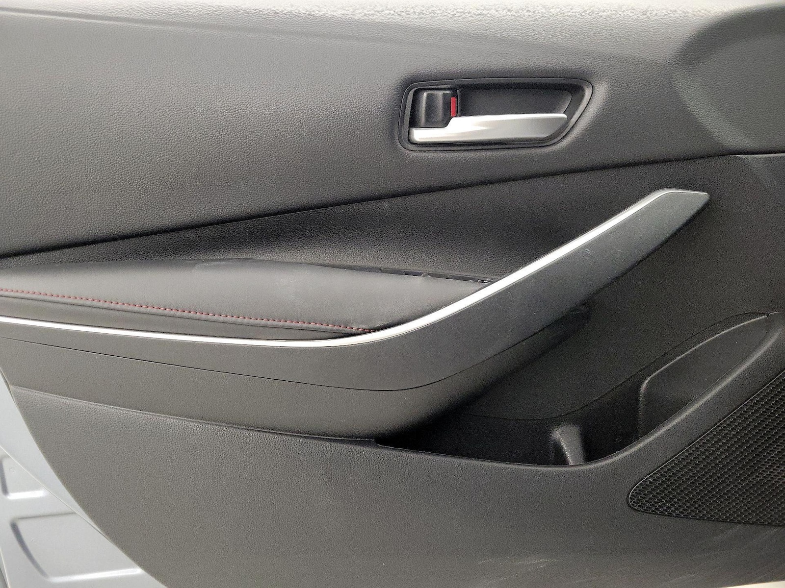 2024 Toyota Corolla SE - Photo 13