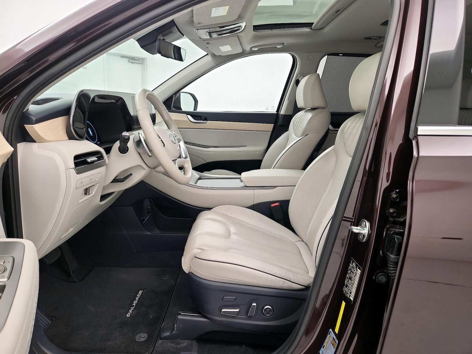 2023 Hyundai Palisade Limited - Photo 12