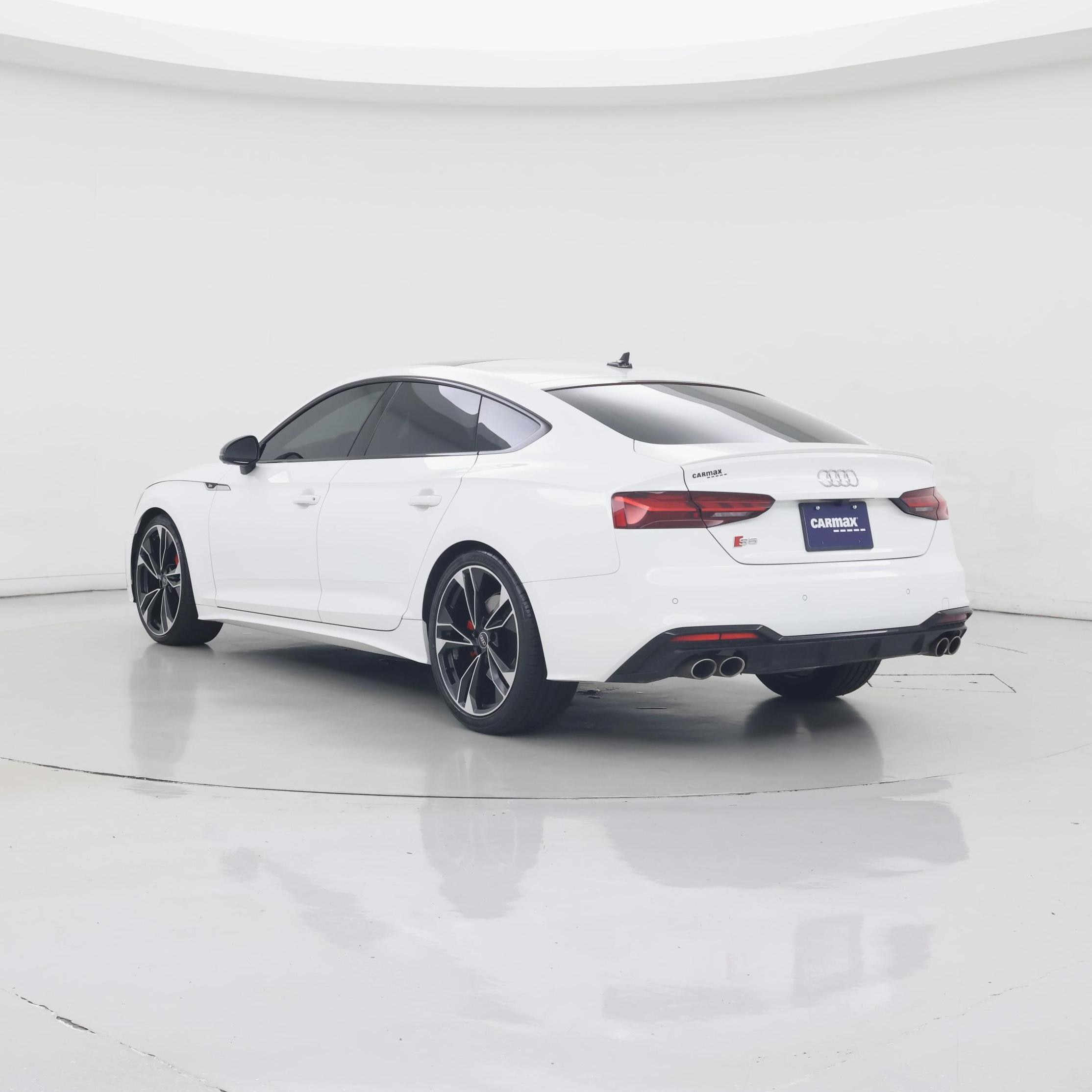 Thumbnail: 2022 Audi S5 - 2