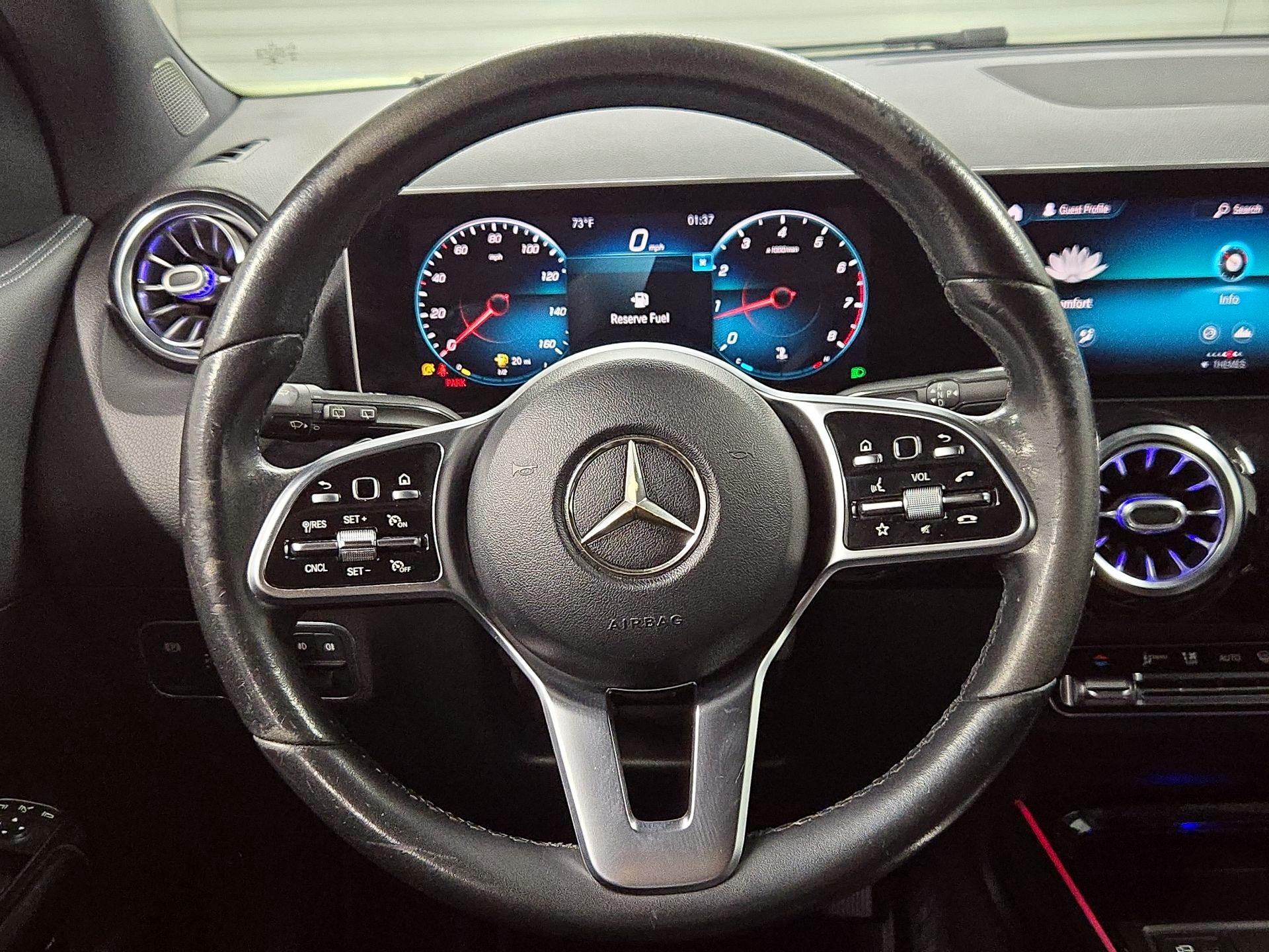 Thumbnail: 2021 Mercedes-Benz GLA - 10