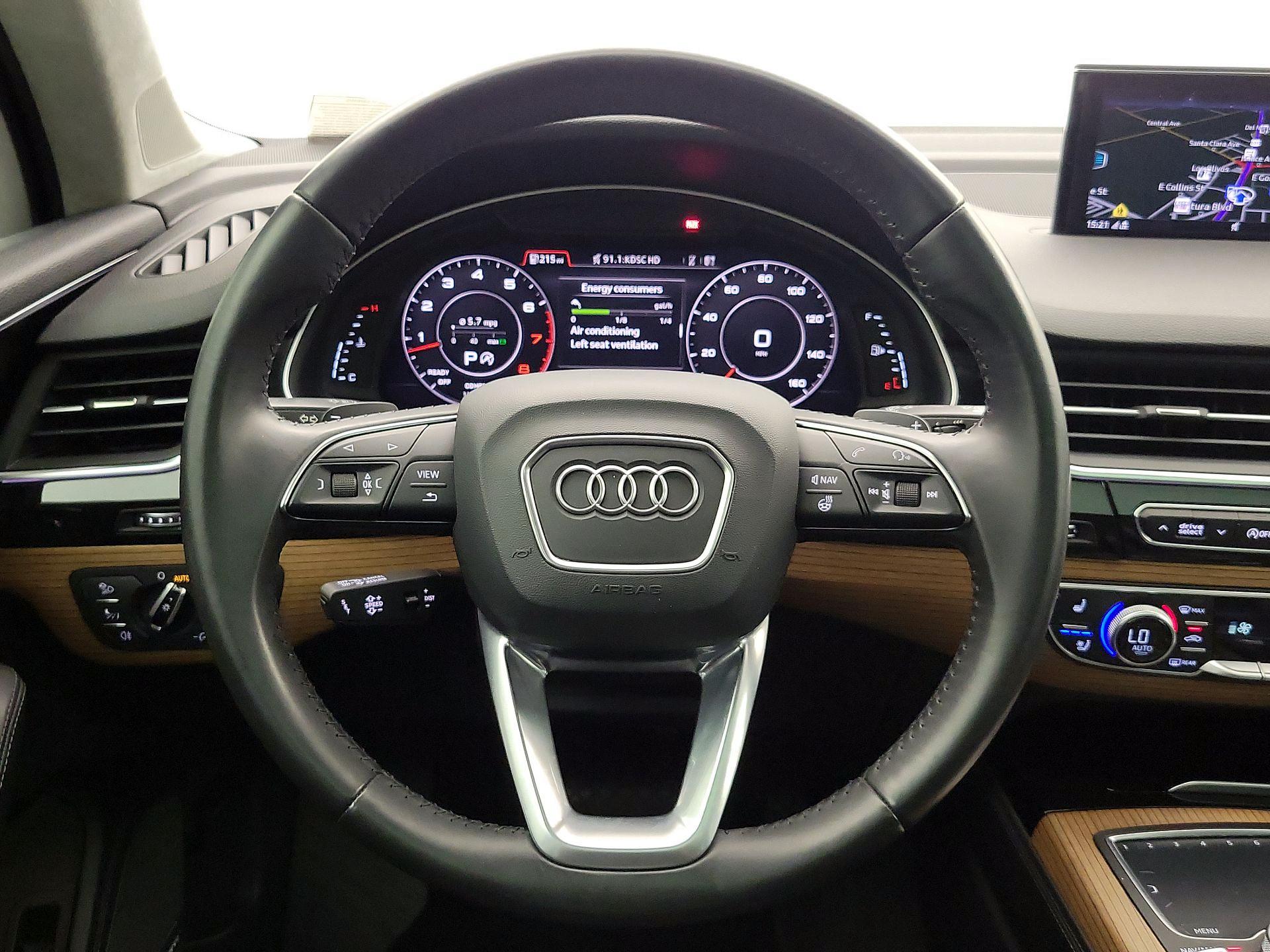 Thumbnail: 2017 Audi Q7 - 10