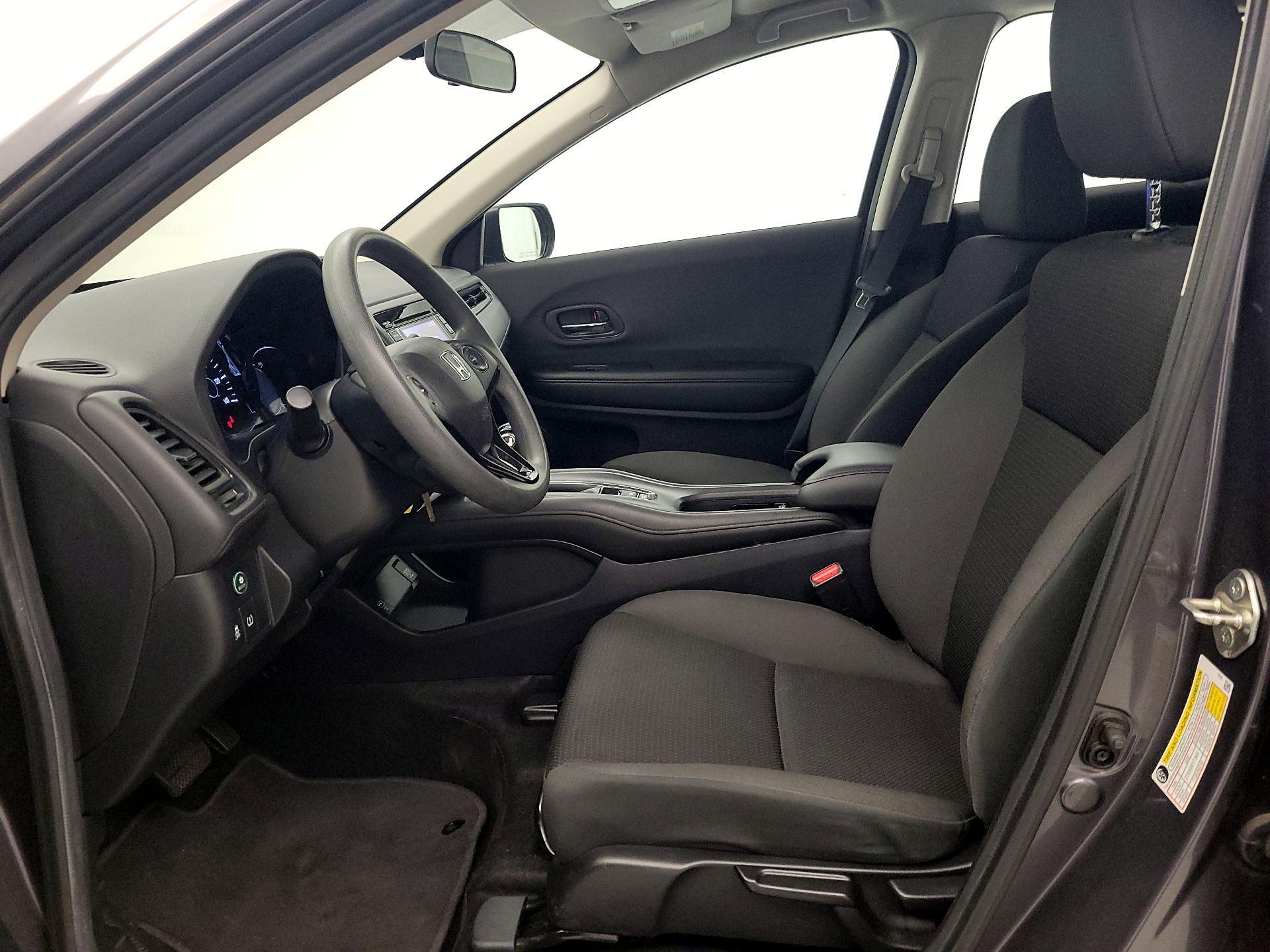 Thumbnail: 2019 Honda HR-V - 11