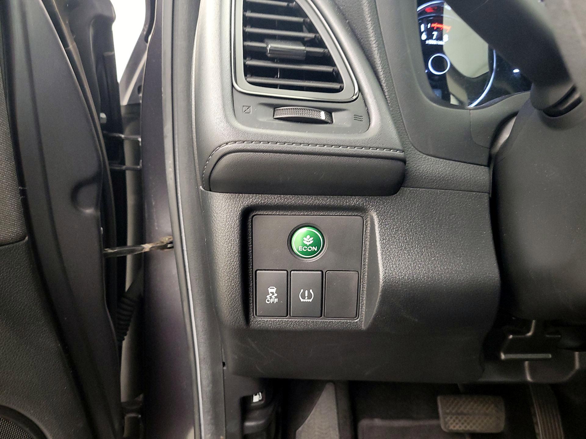 Thumbnail: 2019 Honda HR-V - 13