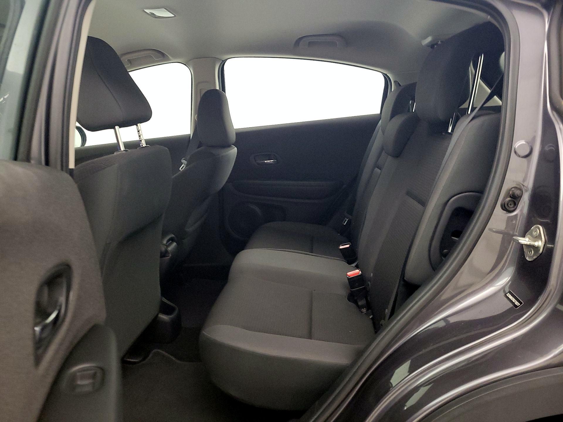Thumbnail: 2019 Honda HR-V - 19