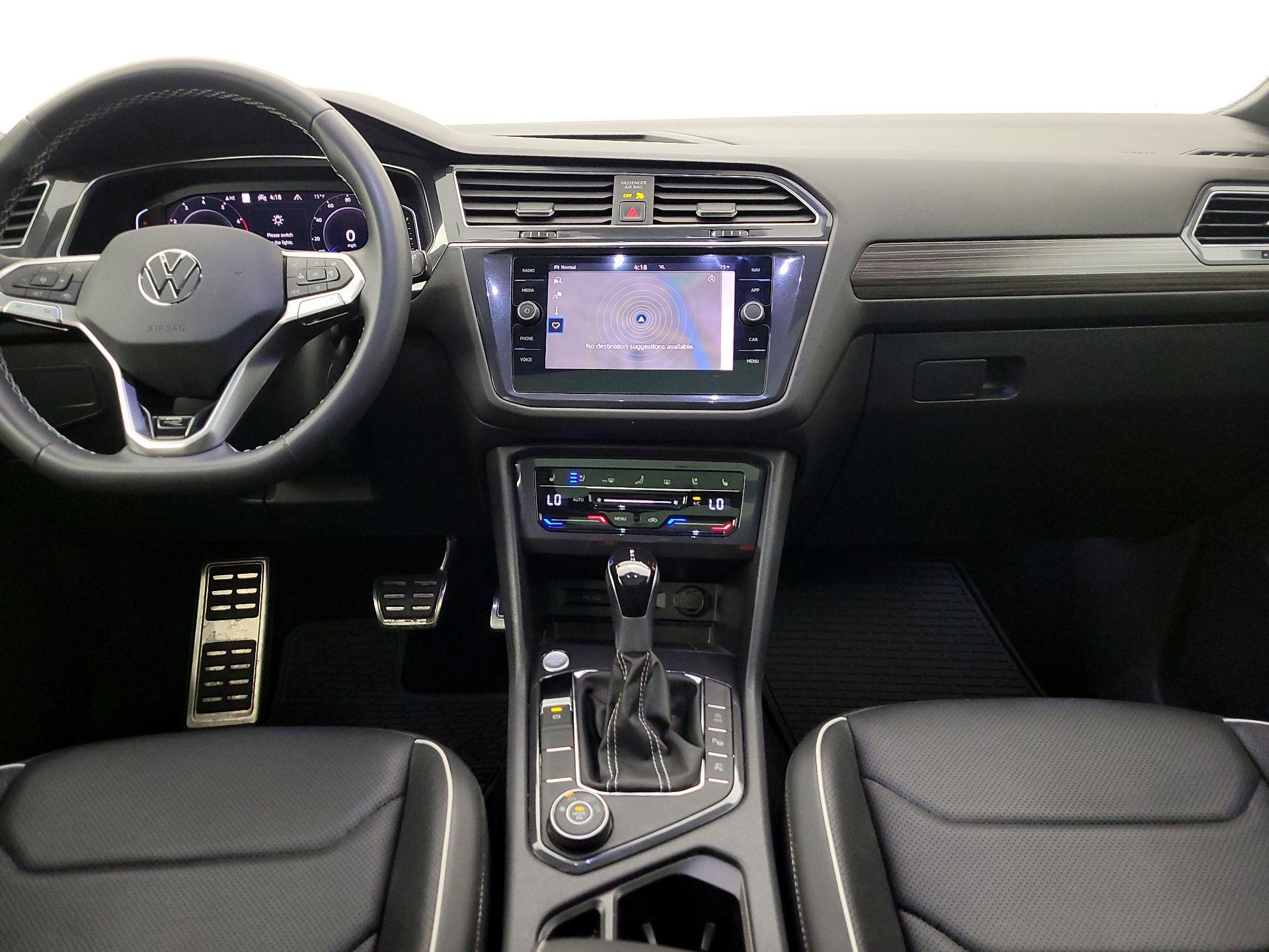 Thumbnail: 2023 Volkswagen Tiguan - 9