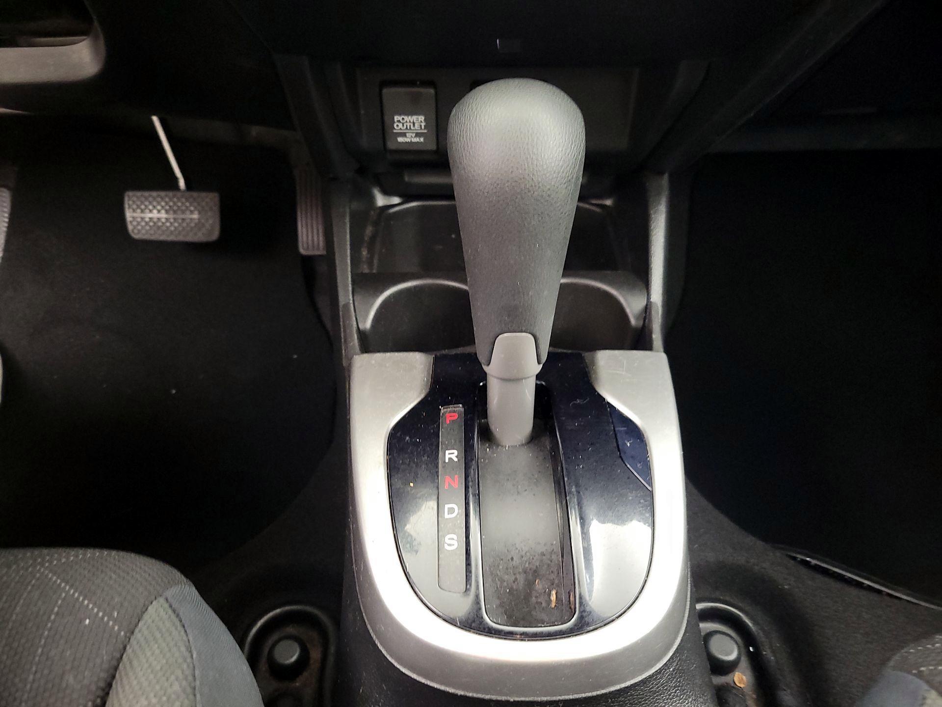 Thumbnail: 2016 Honda Fit - 17