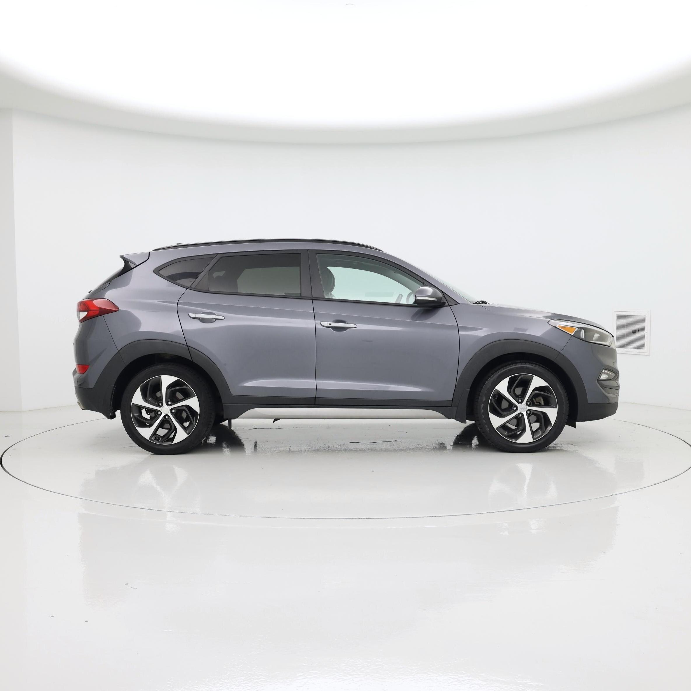 Thumbnail: 2017 Hyundai Tucson - 7