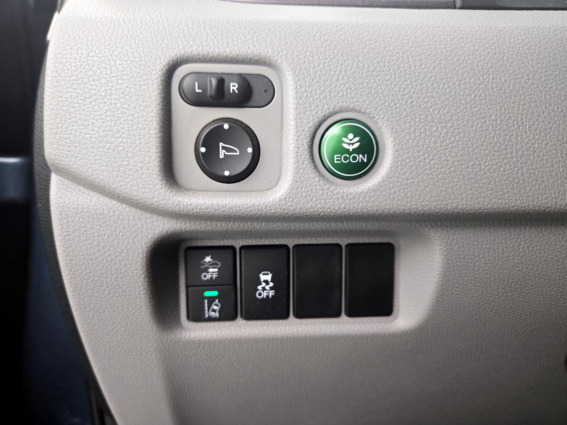 Thumbnail: 2019 Honda Pilot - 13