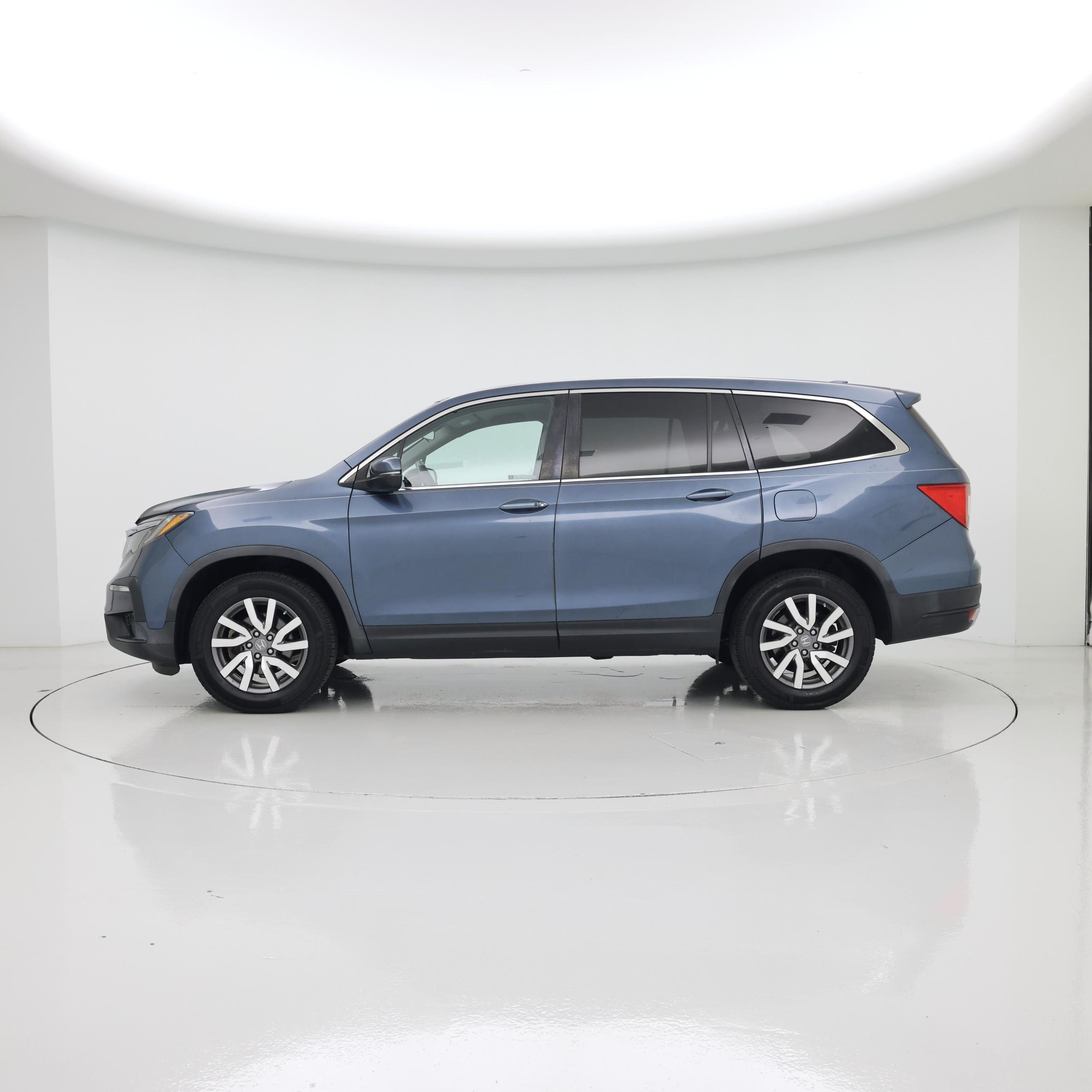 Thumbnail: 2019 Honda Pilot - 3