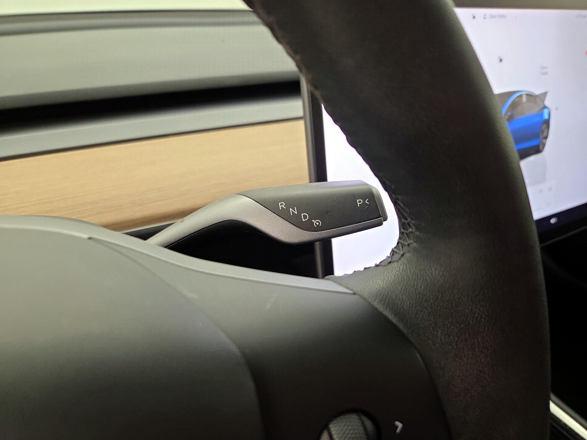 Thumbnail: 2023 Tesla Model 3 - 16