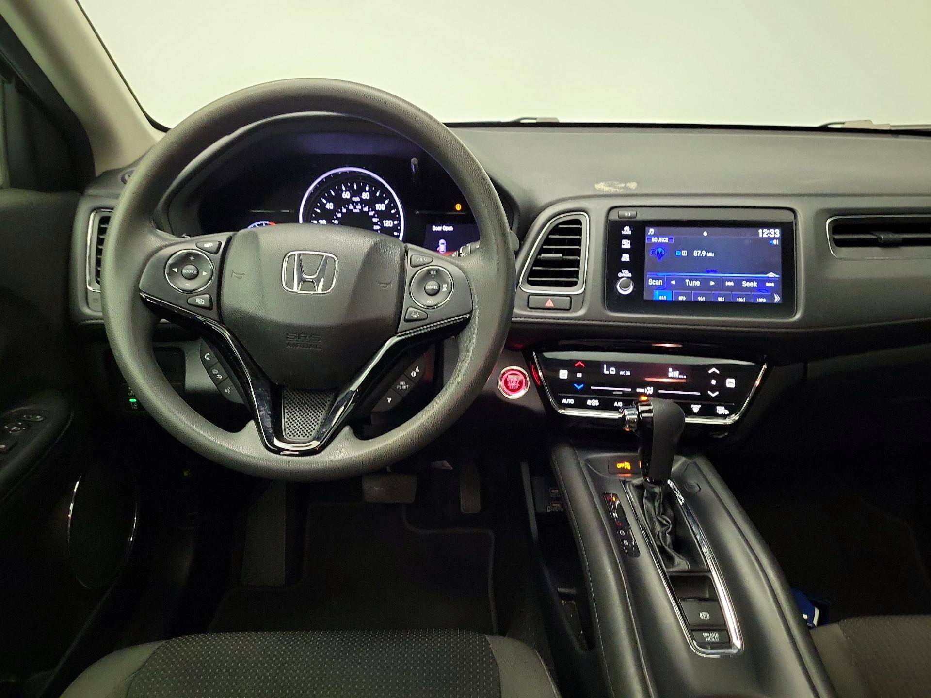 Thumbnail: 2019 Honda HR-V - 10