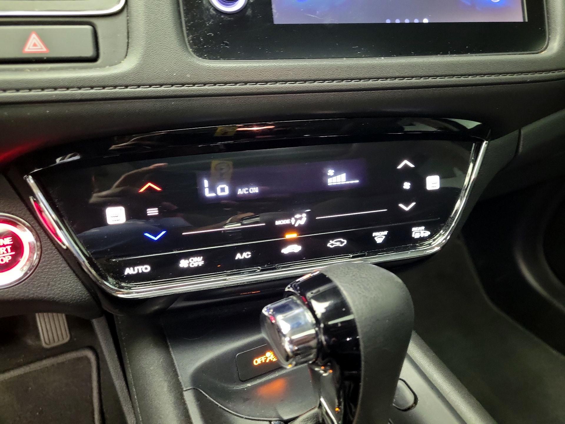 Thumbnail: 2019 Honda HR-V - 16