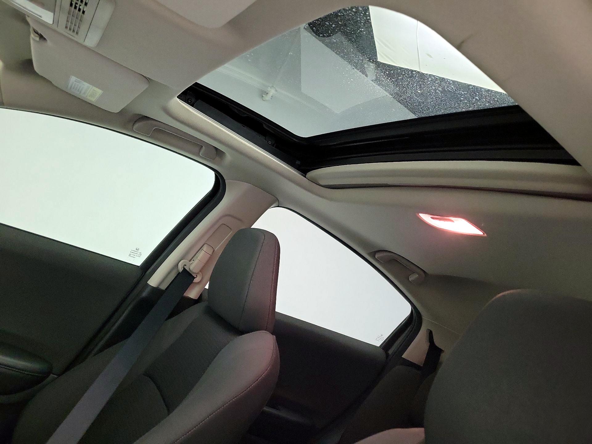 Thumbnail: 2019 Honda HR-V - 19