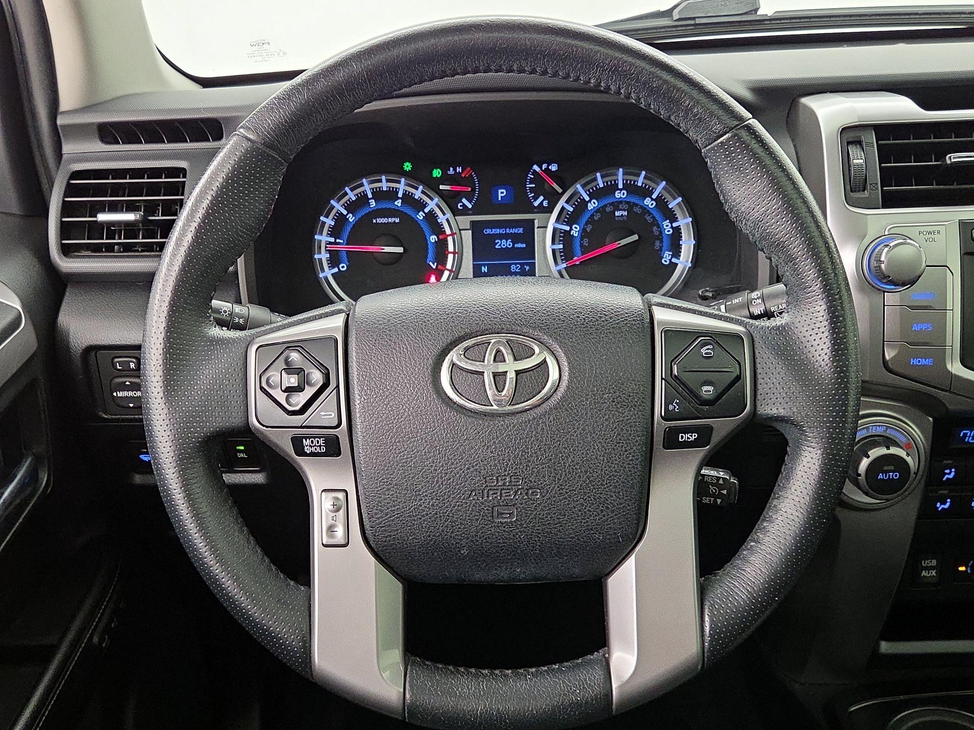 Thumbnail: 2019 Toyota 4Runner - 10