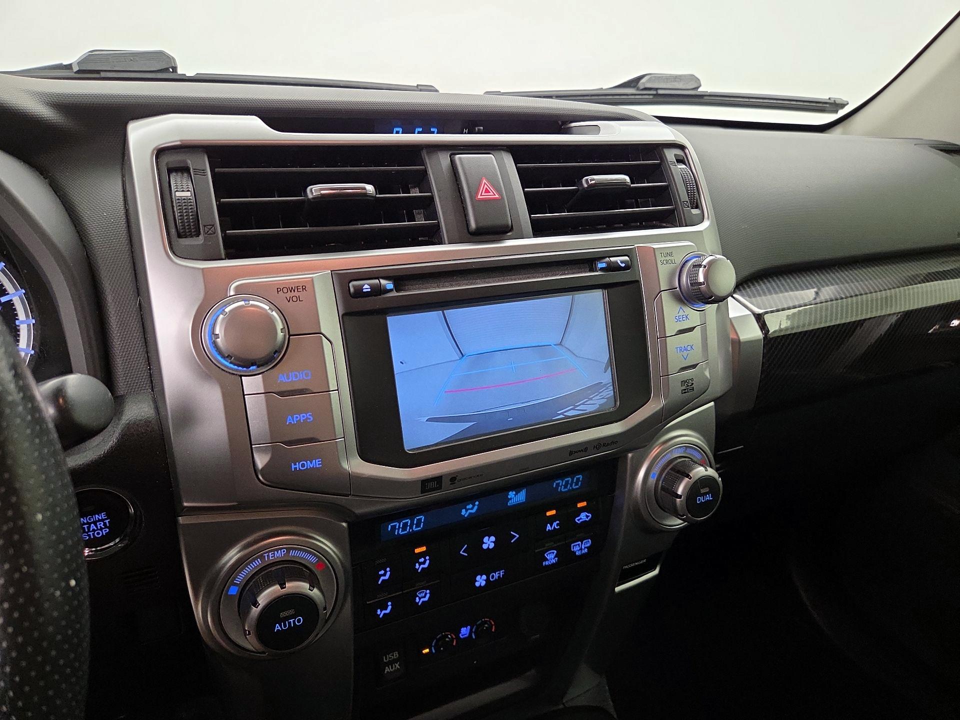 Thumbnail: 2019 Toyota 4Runner - 15