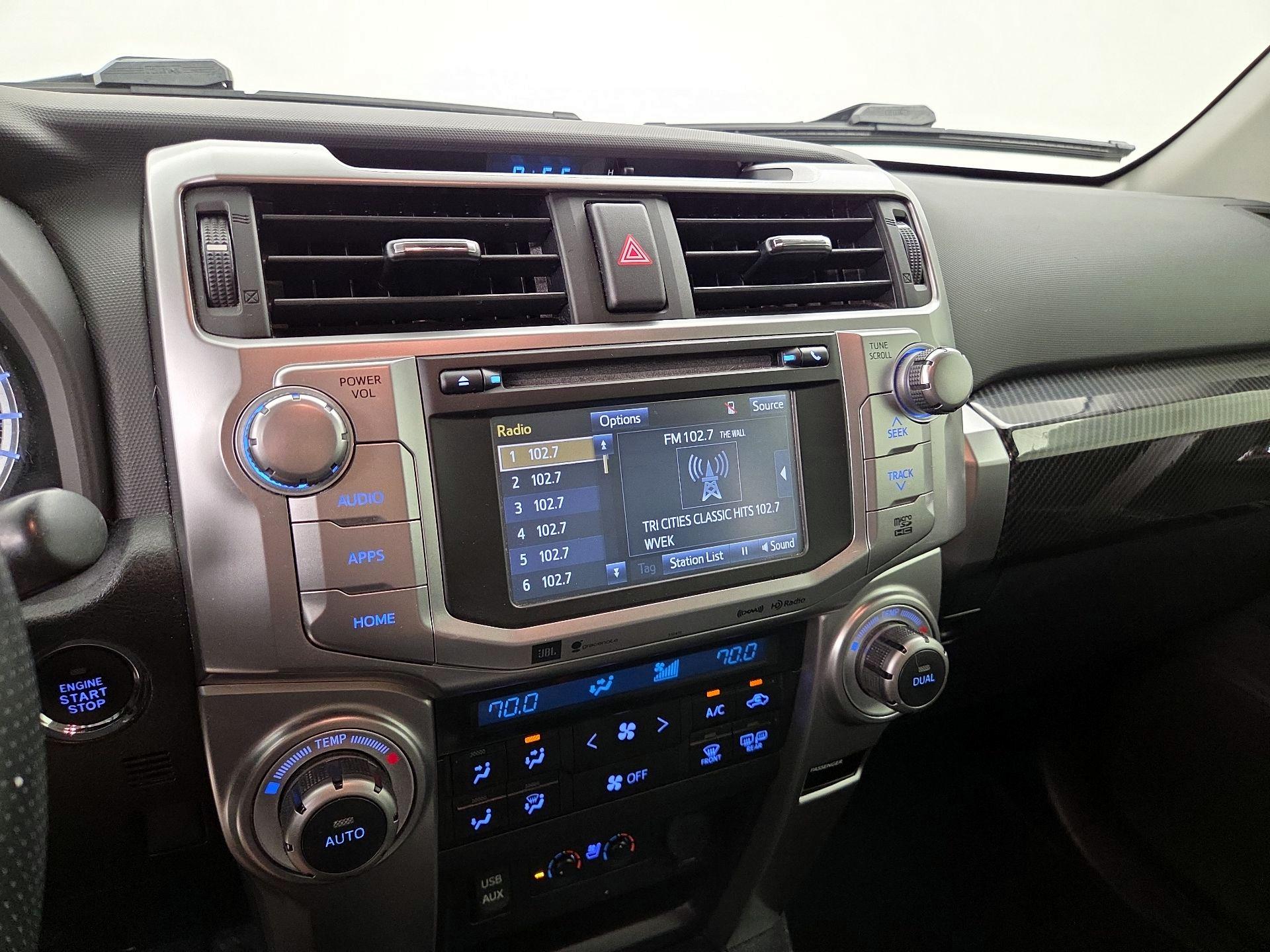 Thumbnail: 2019 Toyota 4Runner - 16