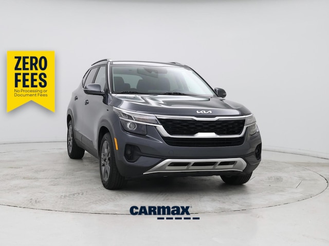 Gray 2023 Kia Seltos S FWD SUV / Crossover Front-Wheel Drive Automatic