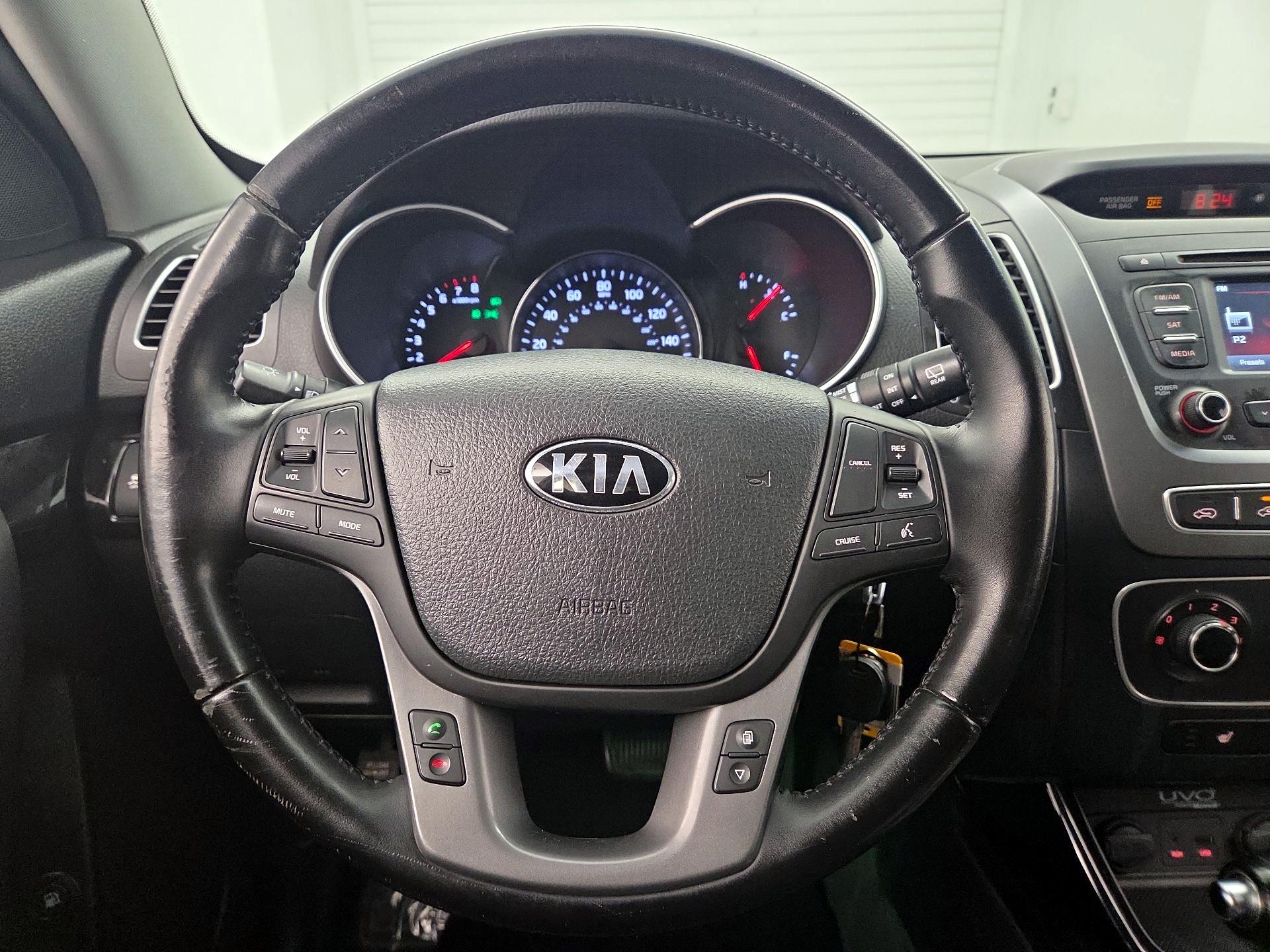 Thumbnail: 2014 Kia Sorento - 10