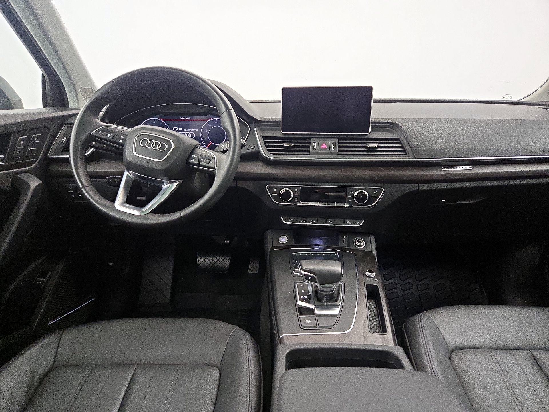 Thumbnail: 2020 Audi Q5 - 9