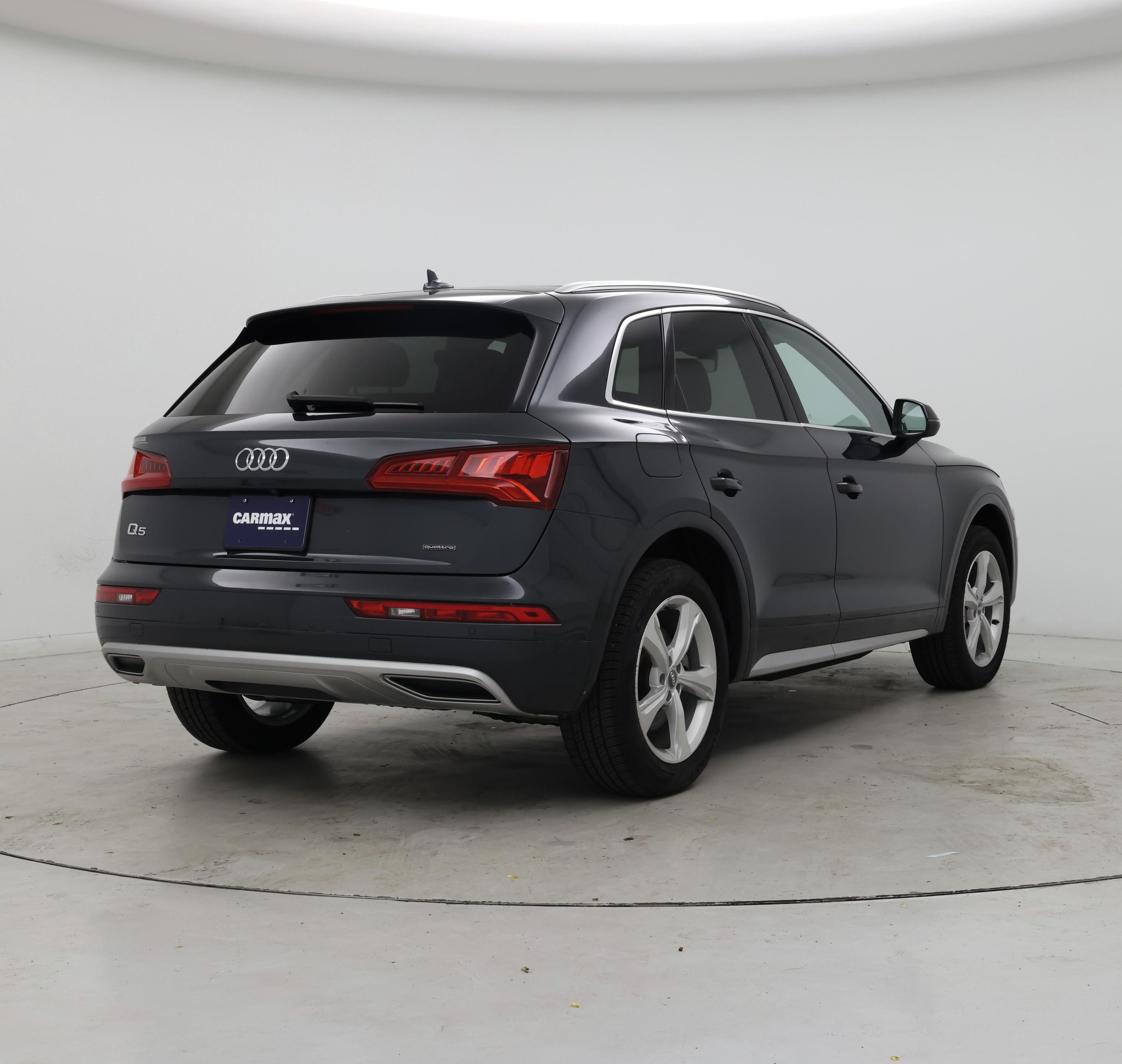 Thumbnail: 2020 Audi Q5 - 8
