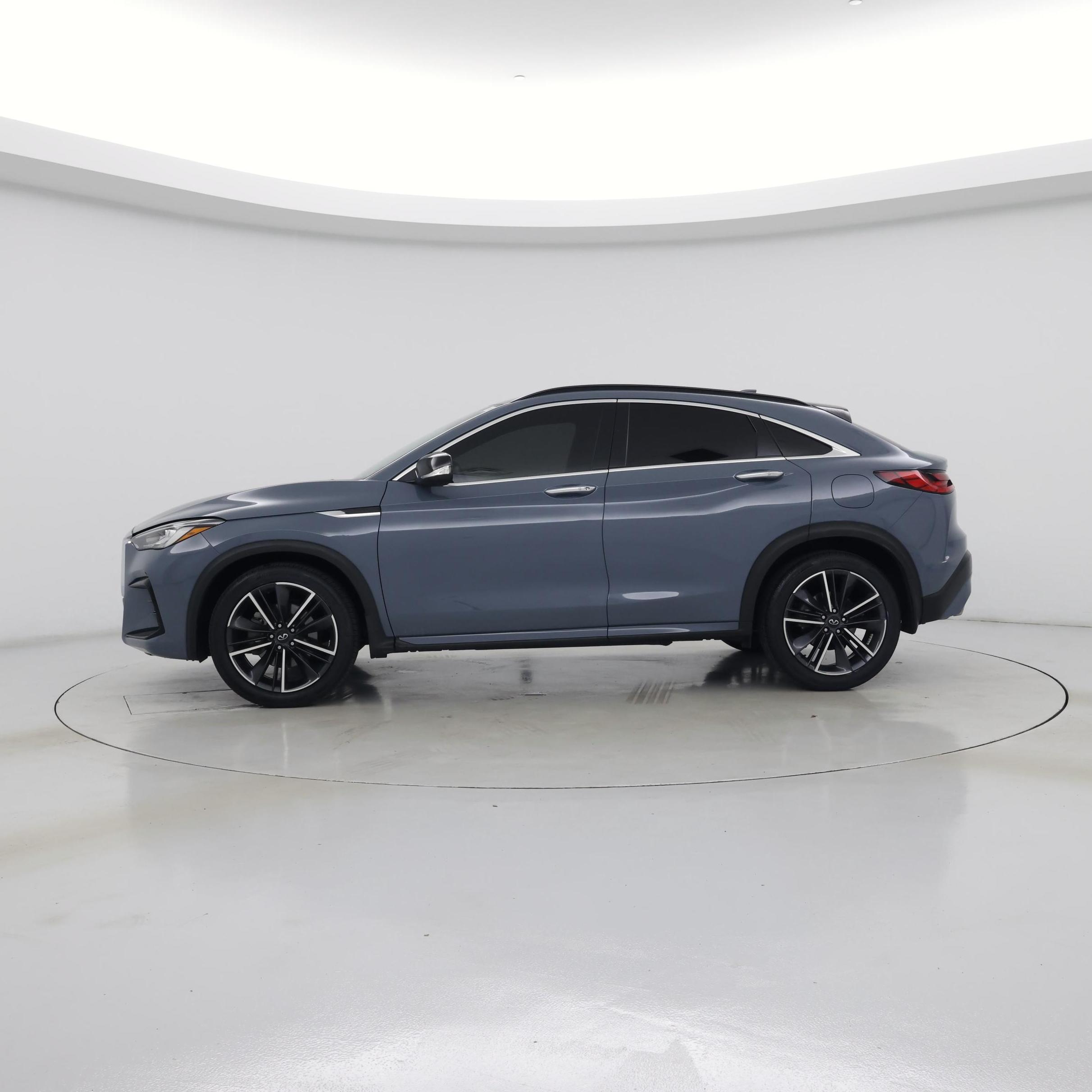 Thumbnail: 2023 INFINITI QX55 - 3