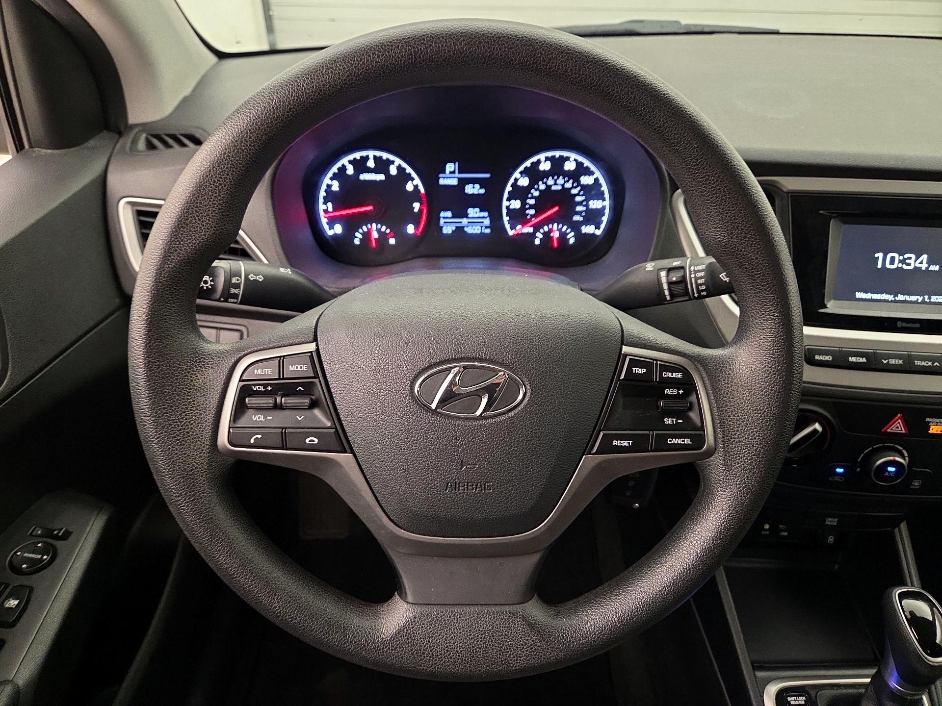 Thumbnail: 2021 Hyundai Accent - 10