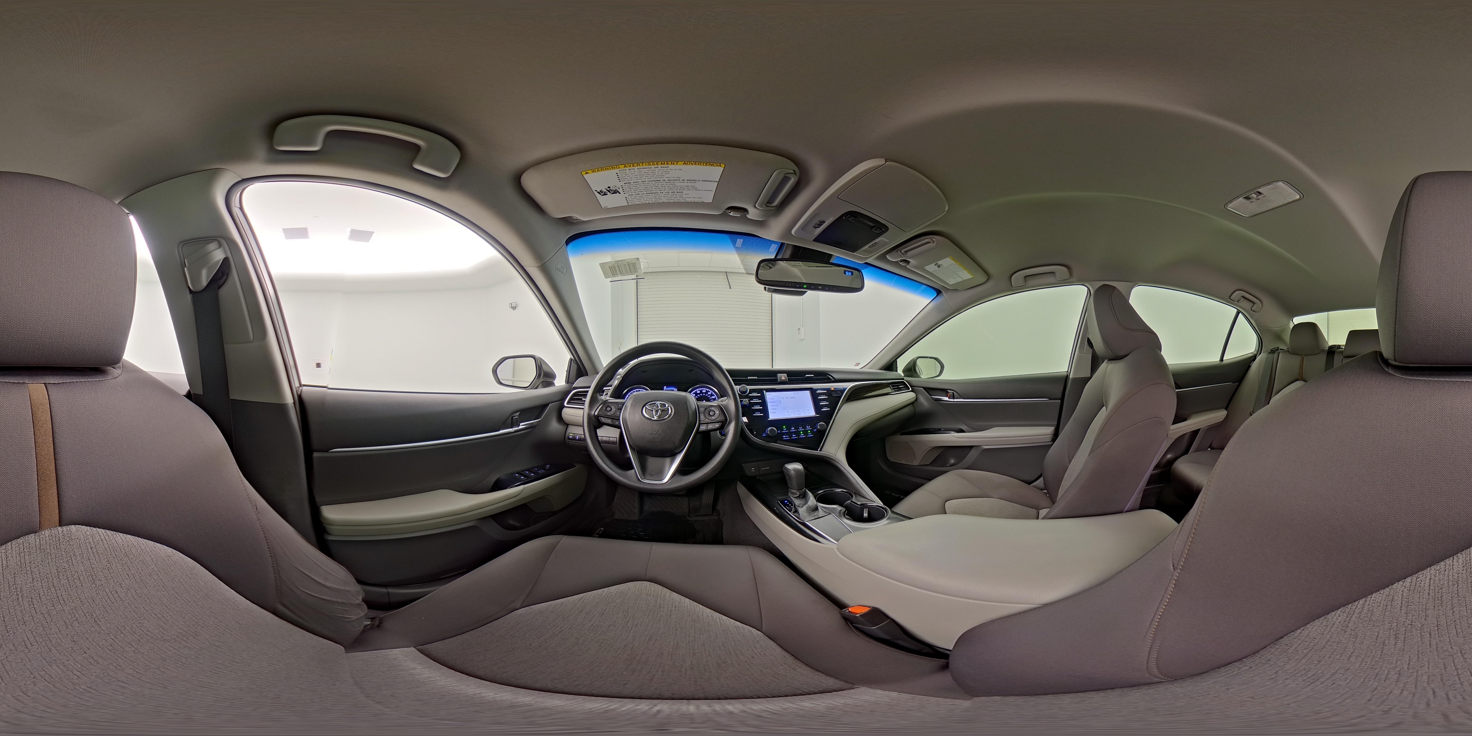 2018 Toyota Camry LE - Photo 27
