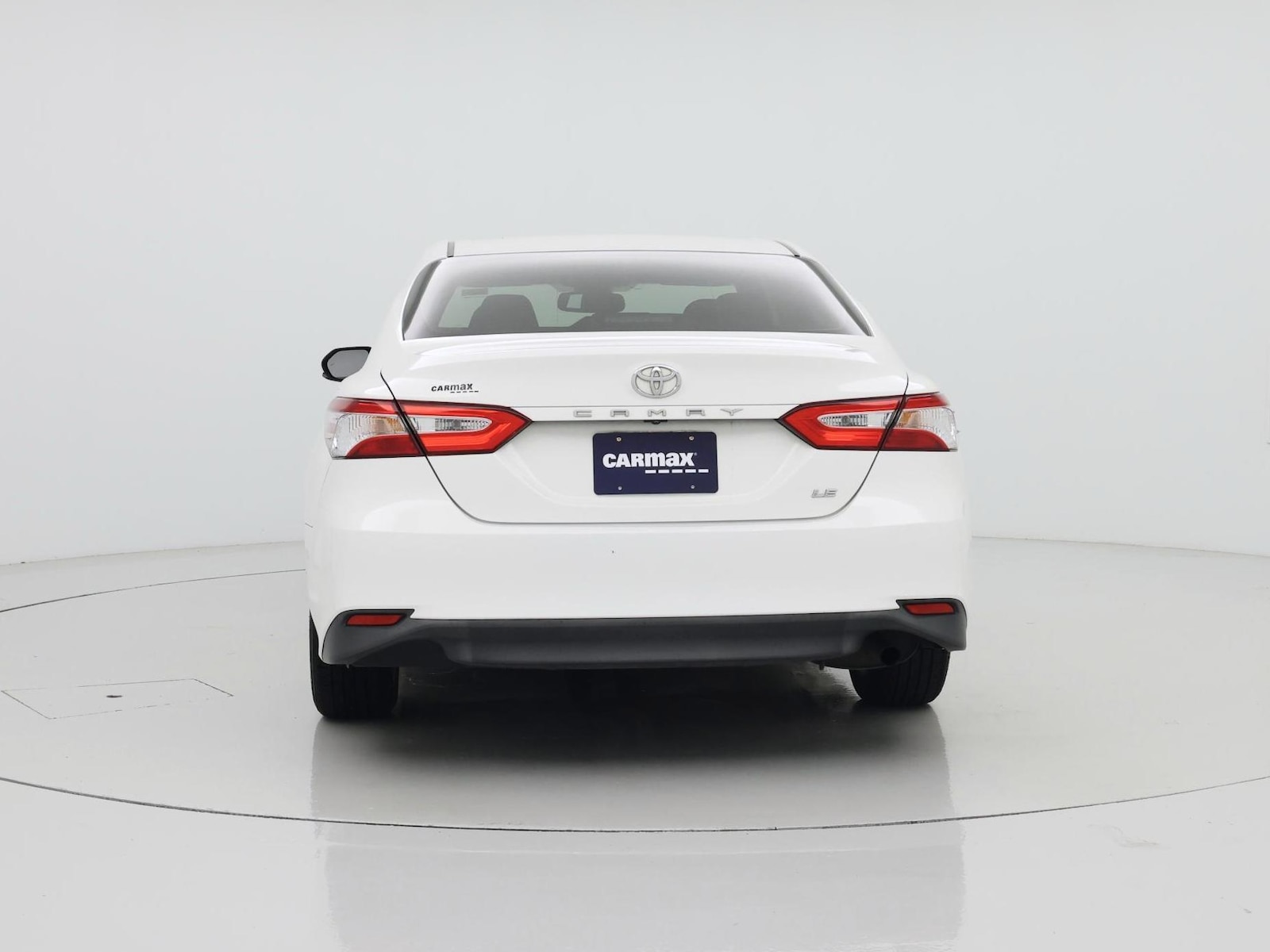 2018 Toyota Camry LE - Photo 7