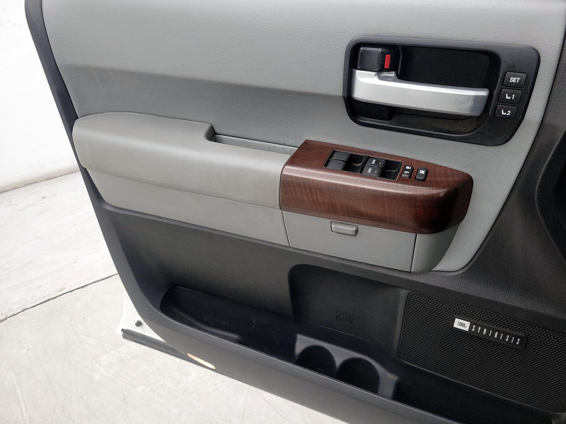 Thumbnail: 2016 Toyota Sequoia - 12