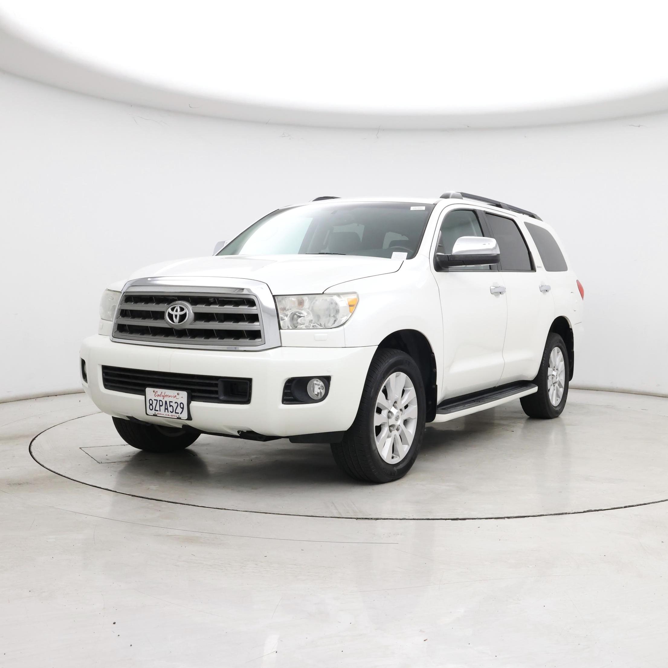 Thumbnail: 2016 Toyota Sequoia - 4