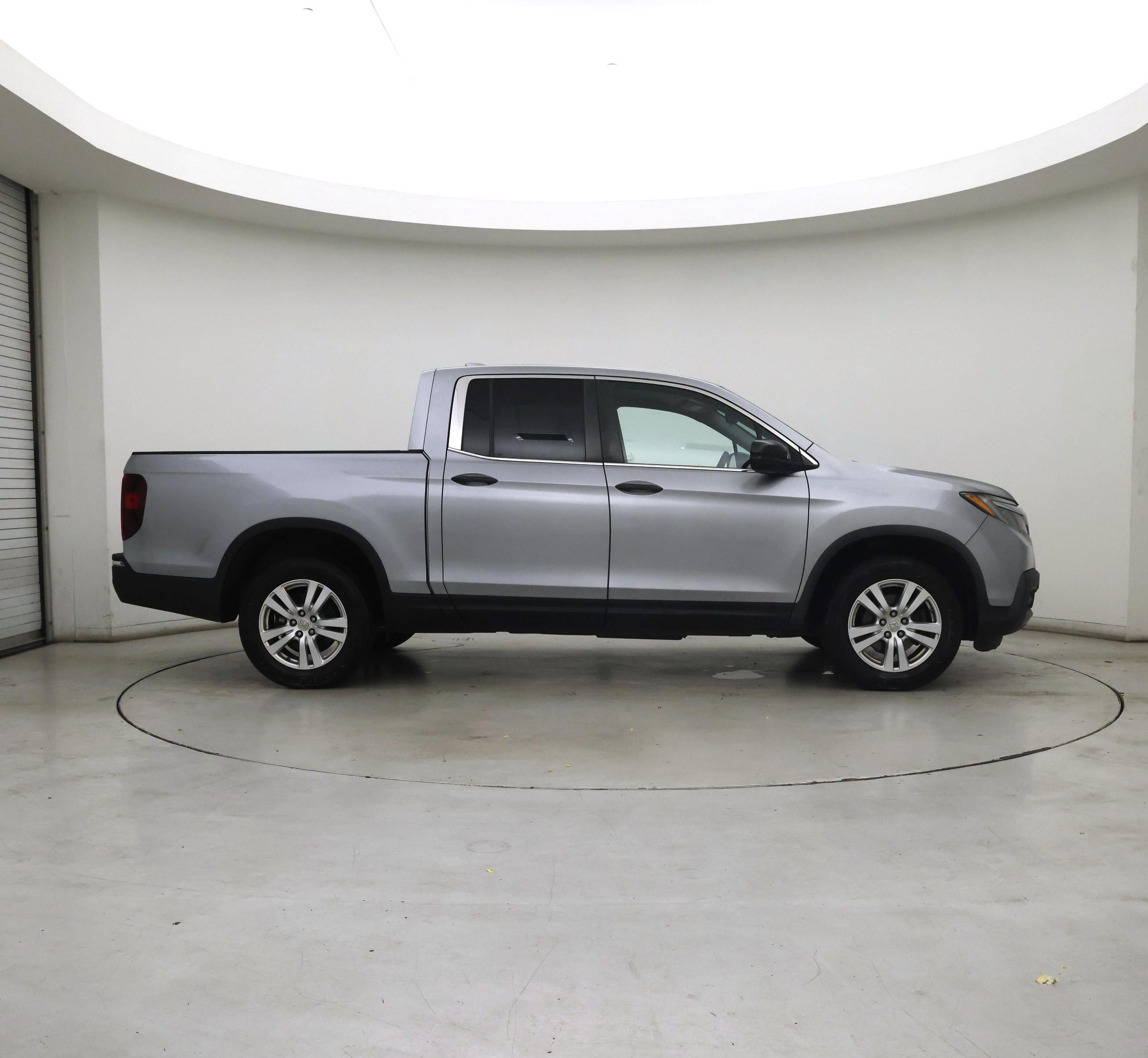 Thumbnail: 2017 Honda Ridgeline - 7
