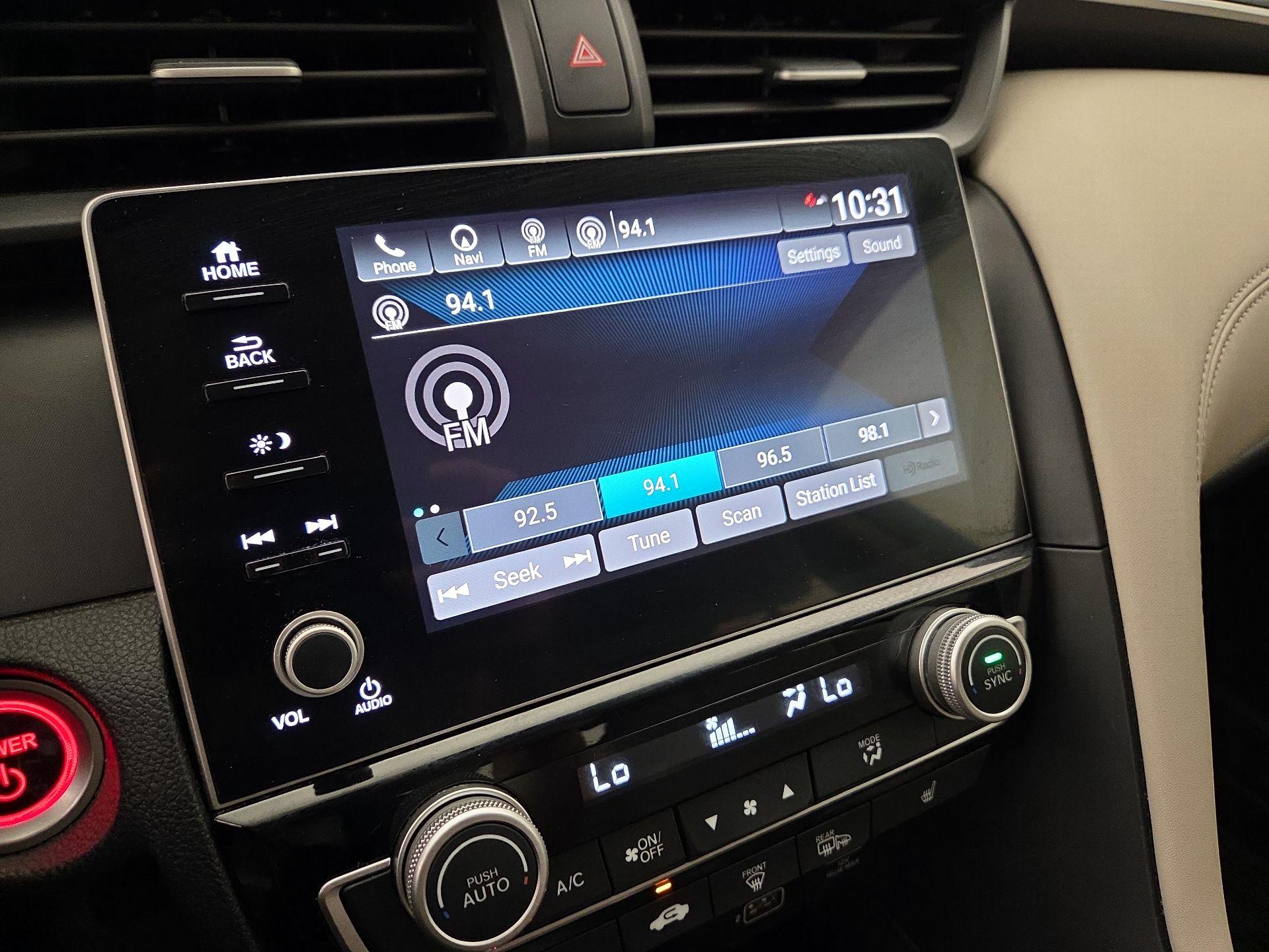 Thumbnail: 2019 Honda Insight - 15