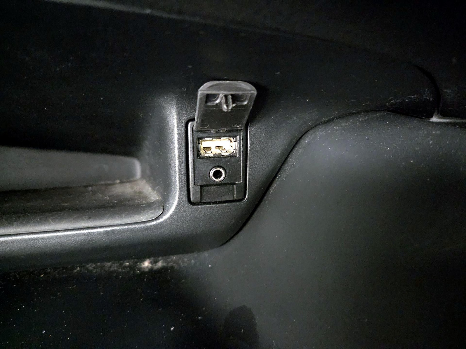2018 Toyota C-HR XLE - Photo 19